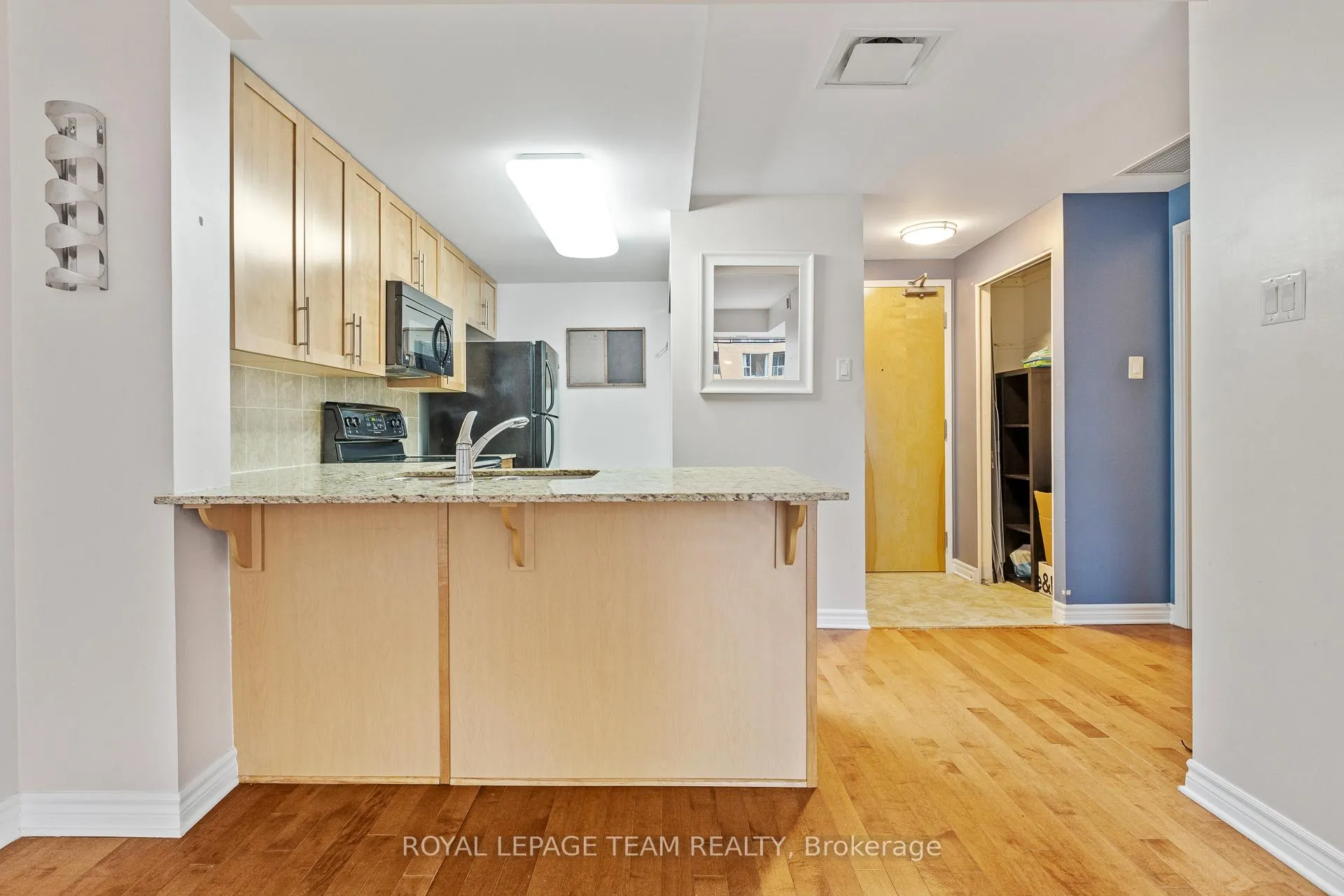 Photo 7 of Unit 303, 200 Lett Street, Ottawa, West Centre Town — HOMEH