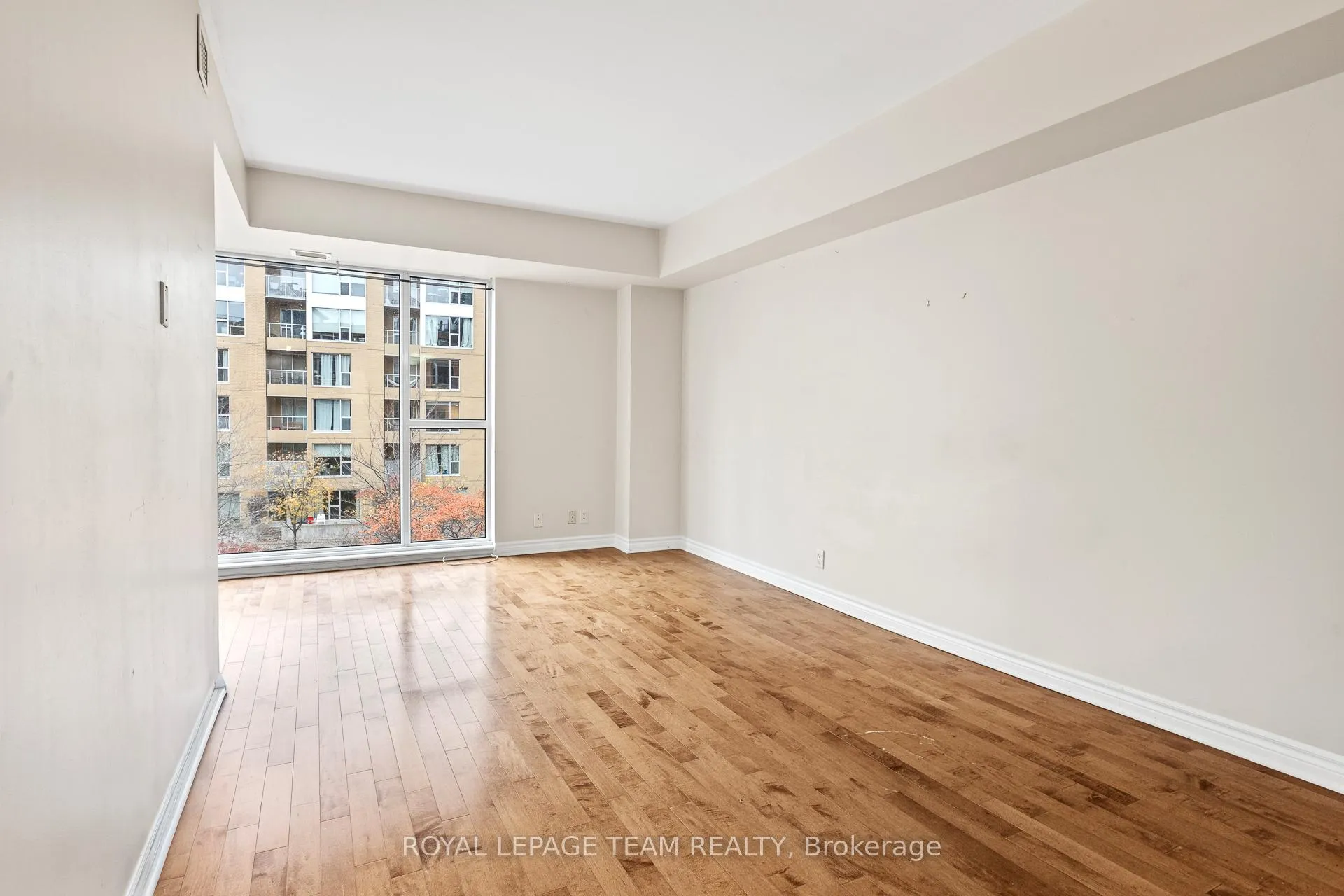 Photo 13 of Unit 303, 200 Lett Street, Ottawa, West Centre Town — HOMEH