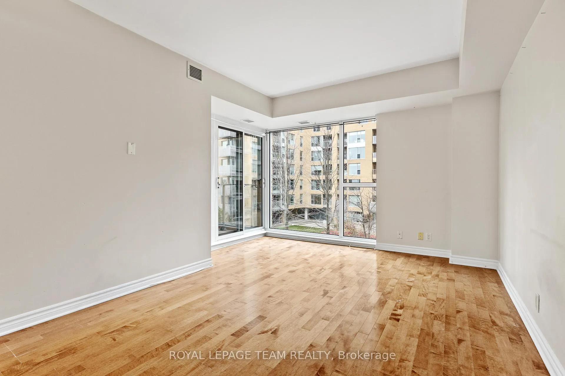 Photo 14 of Unit 303, 200 Lett Street, Ottawa, West Centre Town — HOMEH