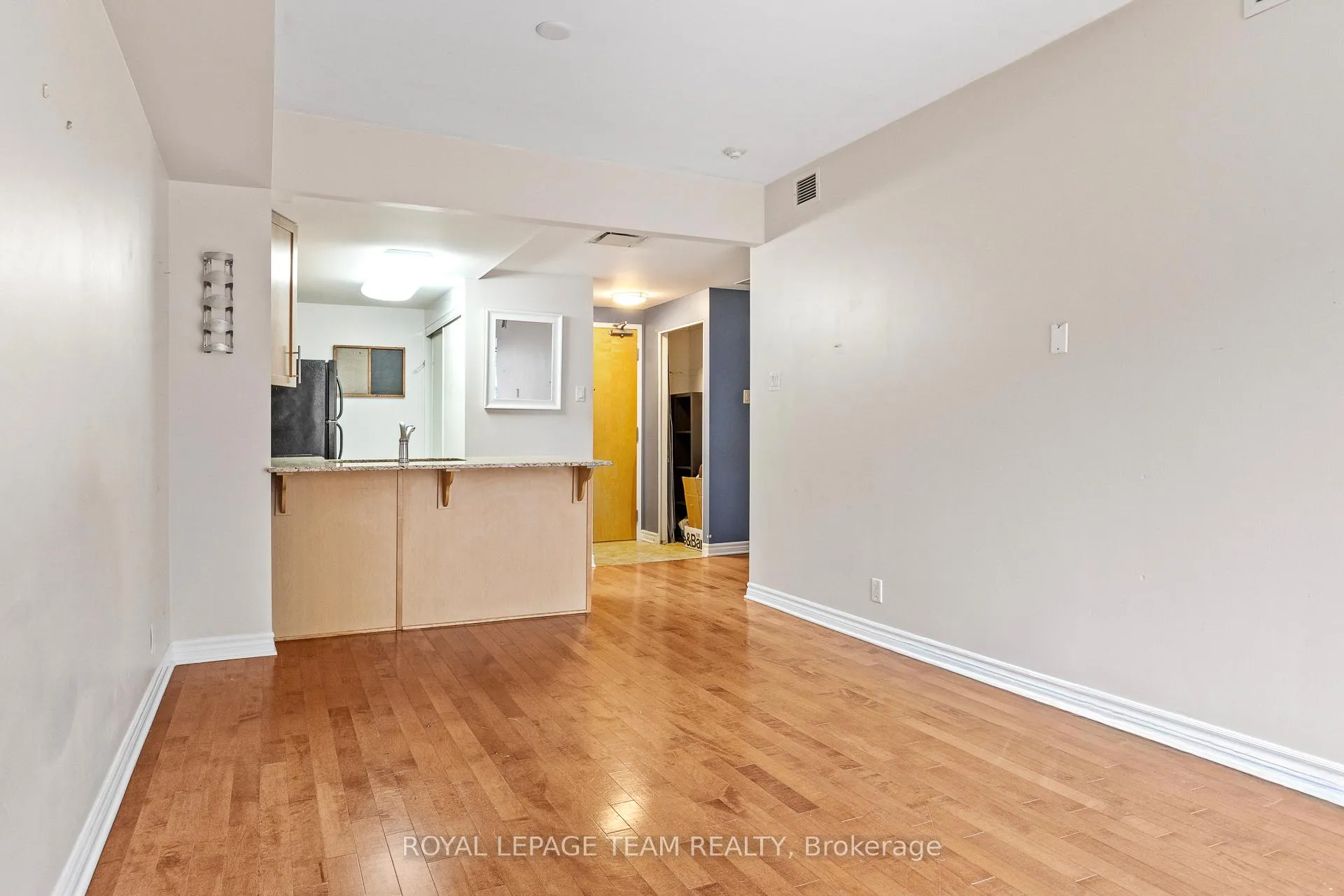 Photo 16 of Unit 303, 200 Lett Street, Ottawa, West Centre Town — HOMEH