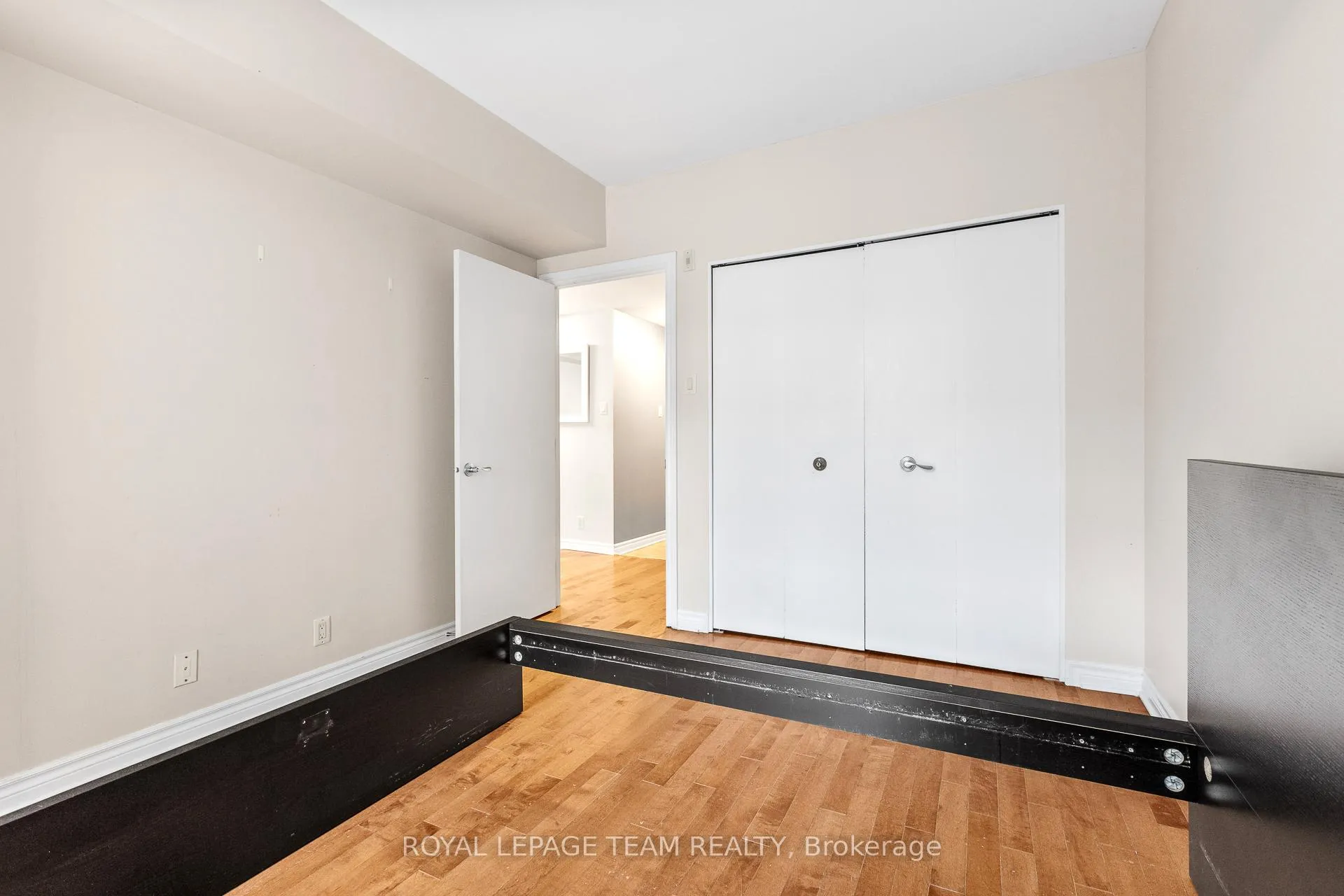 Photo 19 of Unit 303, 200 Lett Street, Ottawa, West Centre Town — HOMEH