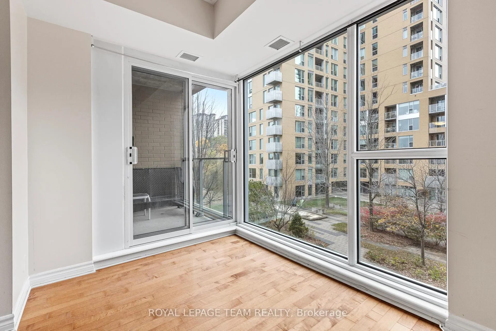 Photo 20 of Unit 303, 200 Lett Street, Ottawa, West Centre Town — HOMEH