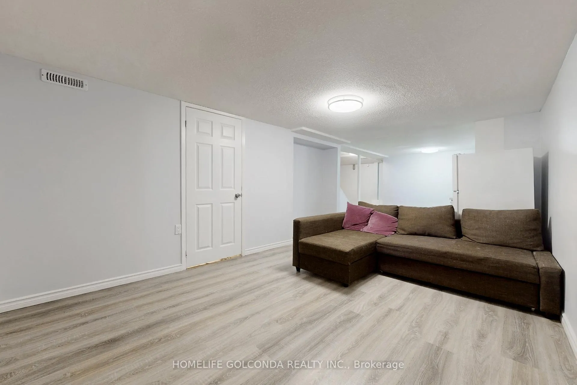 Photo 26 of 1861 Una Road, Pickering, Amberlea — HOMEH