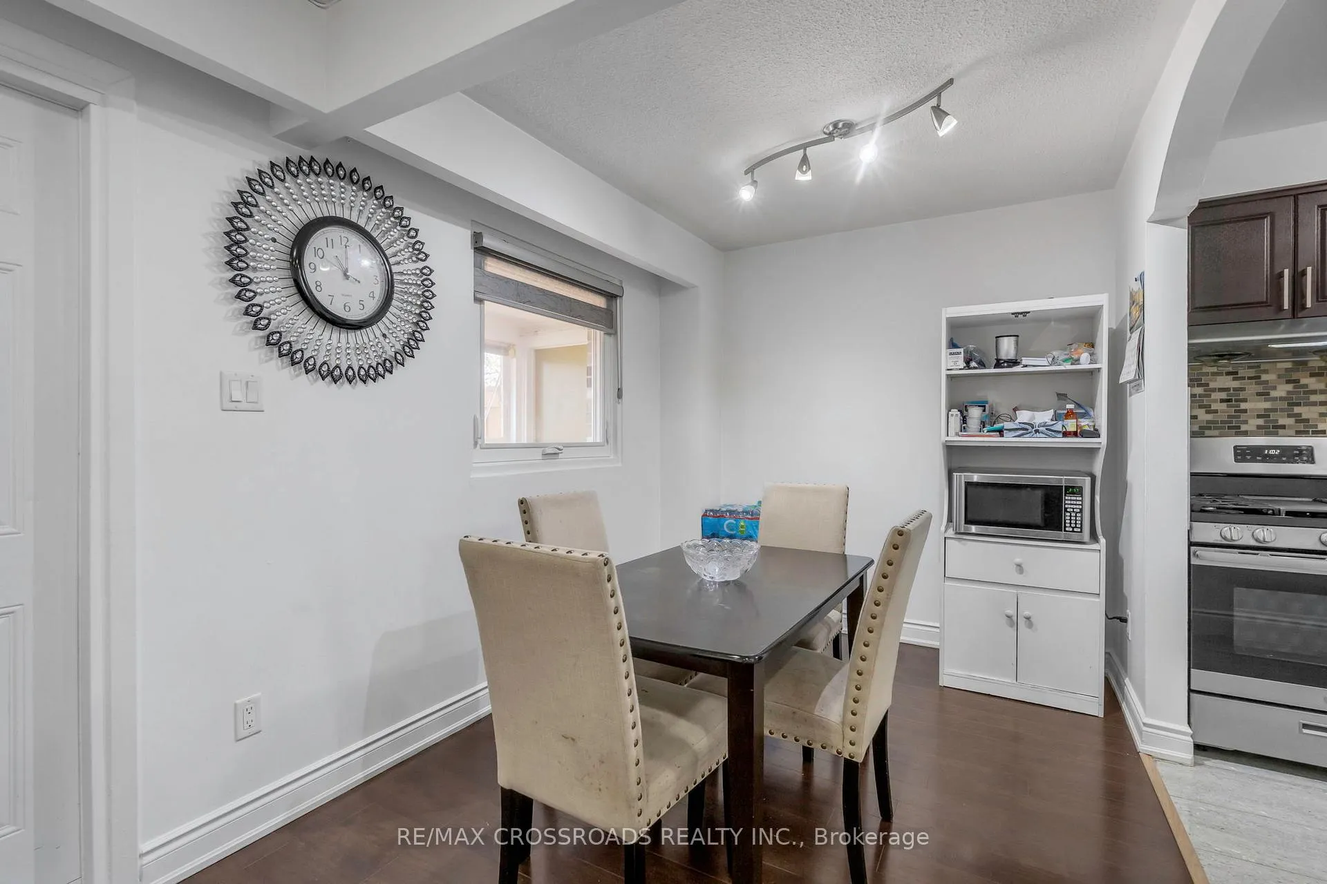 Photo 12 of Unit 12, 7450 Darcel Avenue, Mississauga, Malton — HOMEH
