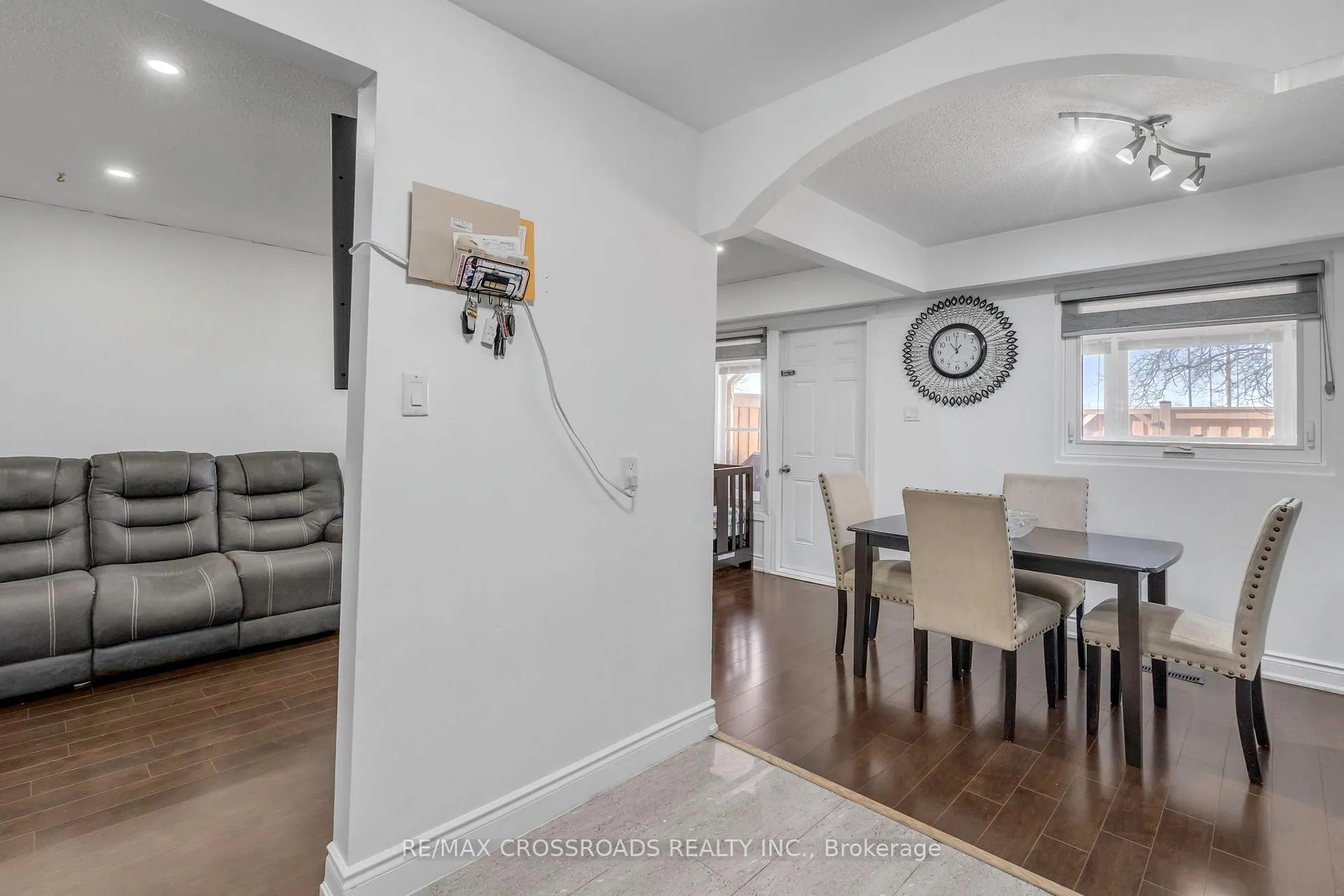 Photo 13 of Unit 12, 7450 Darcel Avenue, Mississauga, Malton — HOMEH