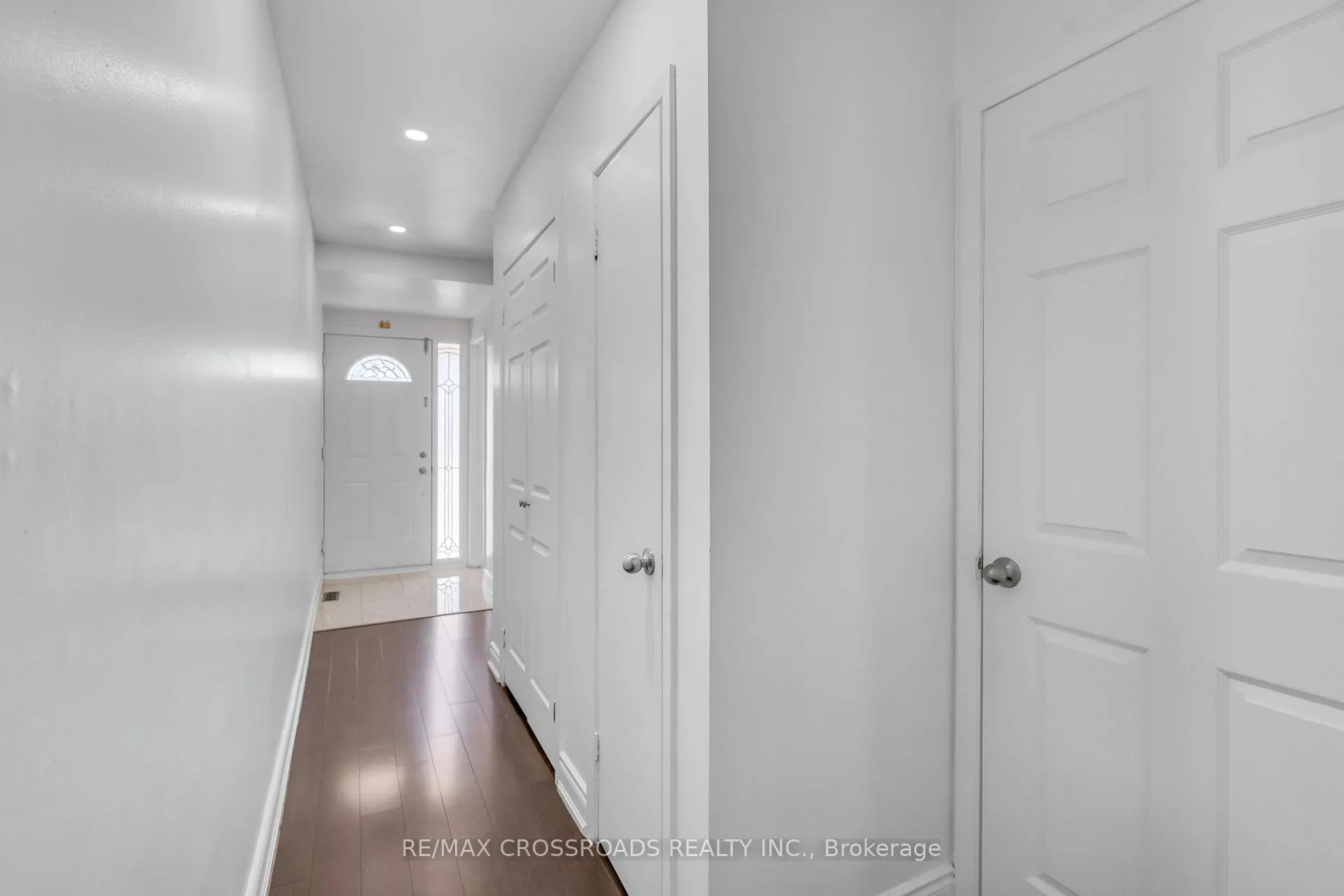 Photo 14 of Unit 12, 7450 Darcel Avenue, Mississauga, Malton — HOMEH