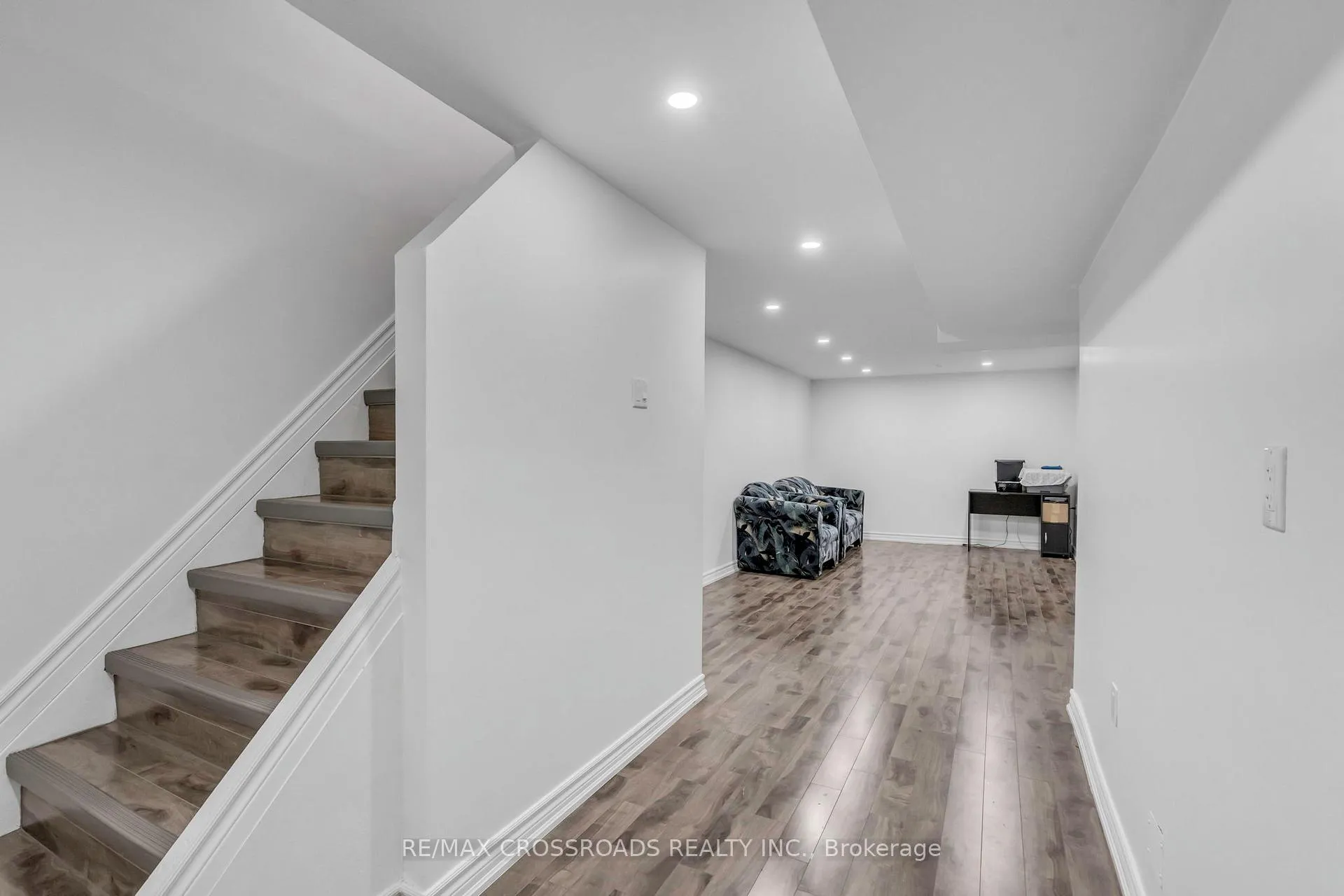 Photo 24 of Unit 12, 7450 Darcel Avenue, Mississauga, Malton — HOMEH