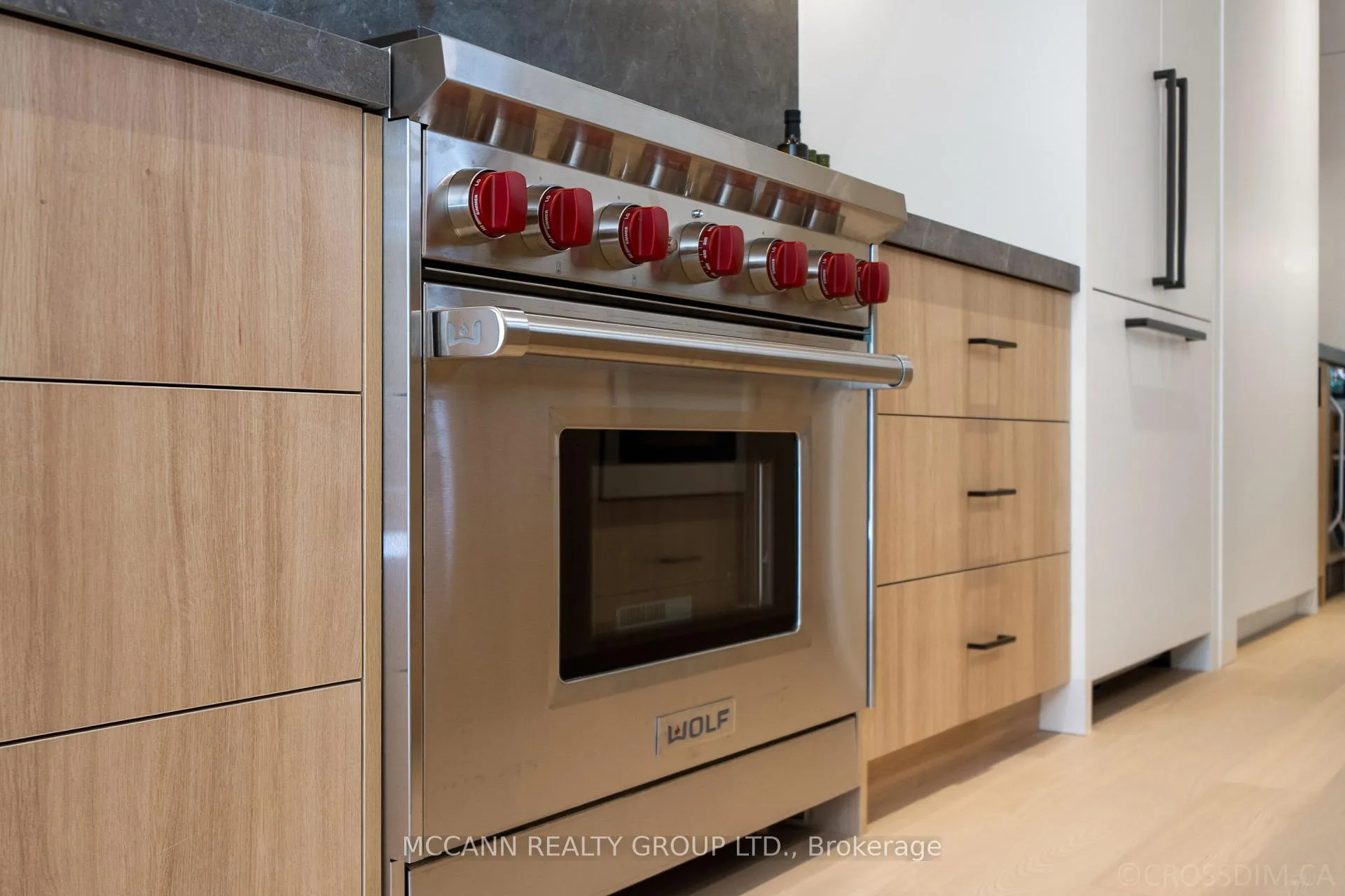 Photo 19 of 162 Arlington Avenue, Toronto, Humewood-Cedarvale — HOMEH