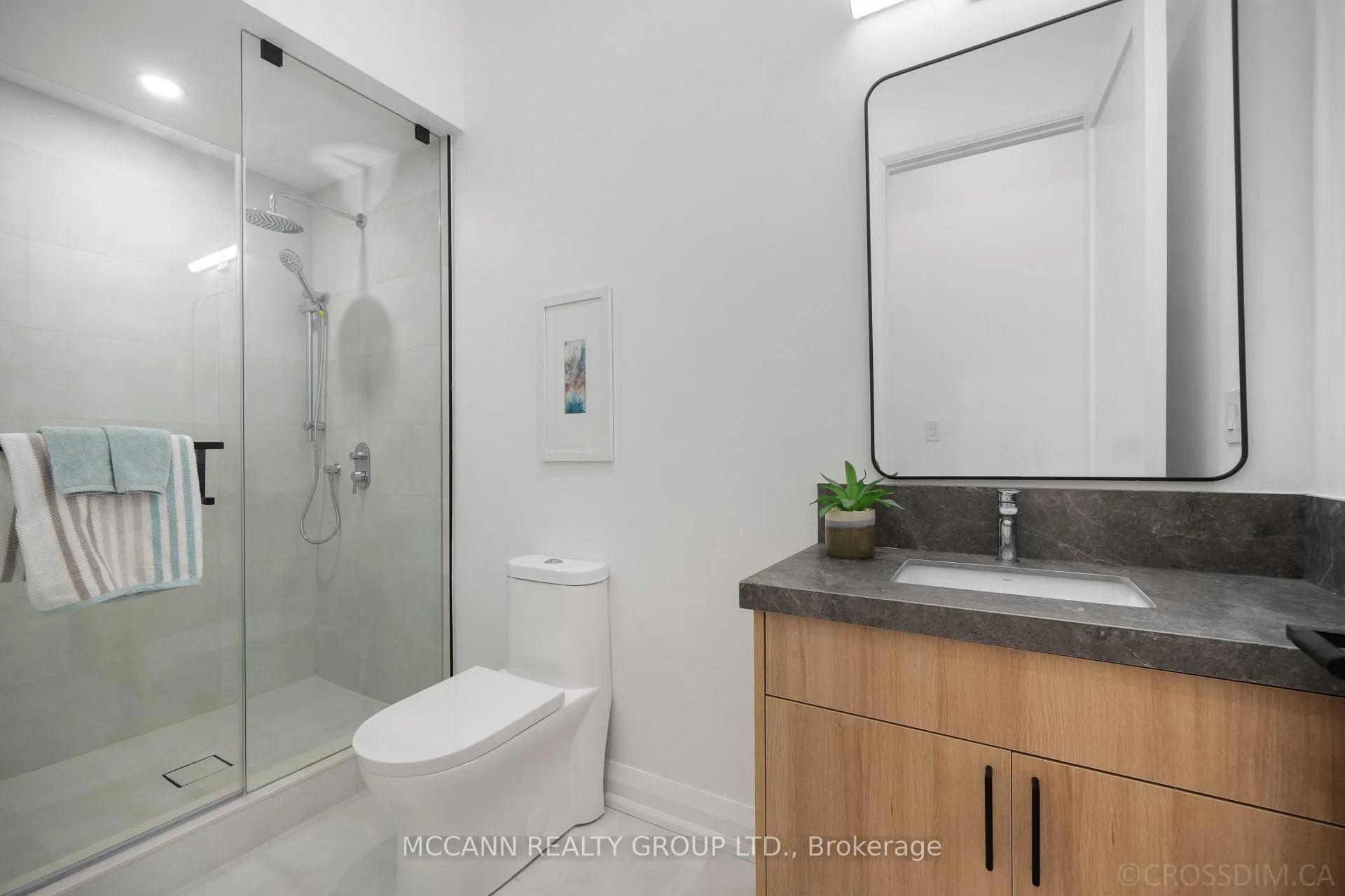 Photo 45 of 162 Arlington Avenue, Toronto, Humewood-Cedarvale — HOMEH