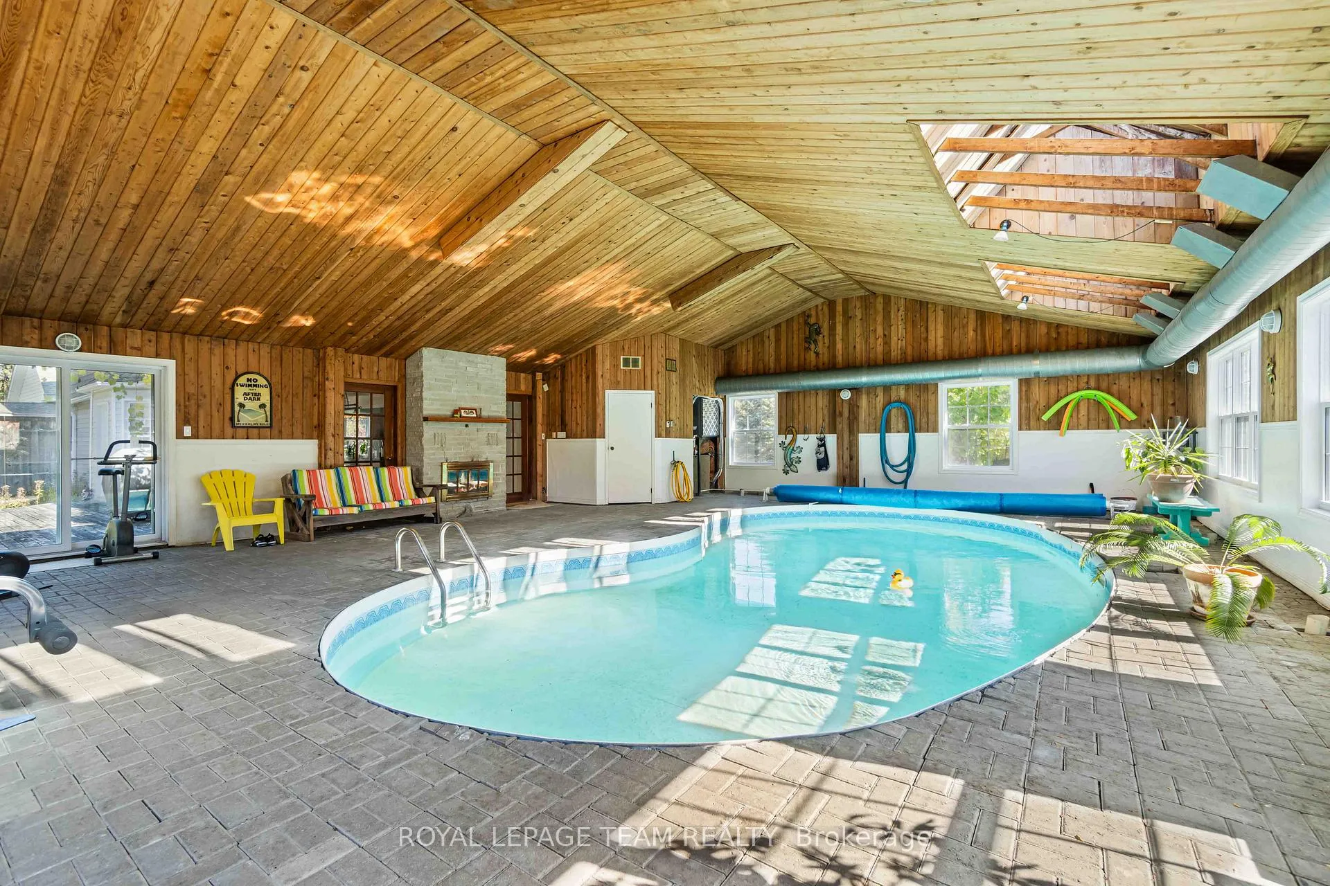 Photo 4 of 910 Bolton Road, North Grenville, North Grenville Twp (Kemptville South) — HOMEH