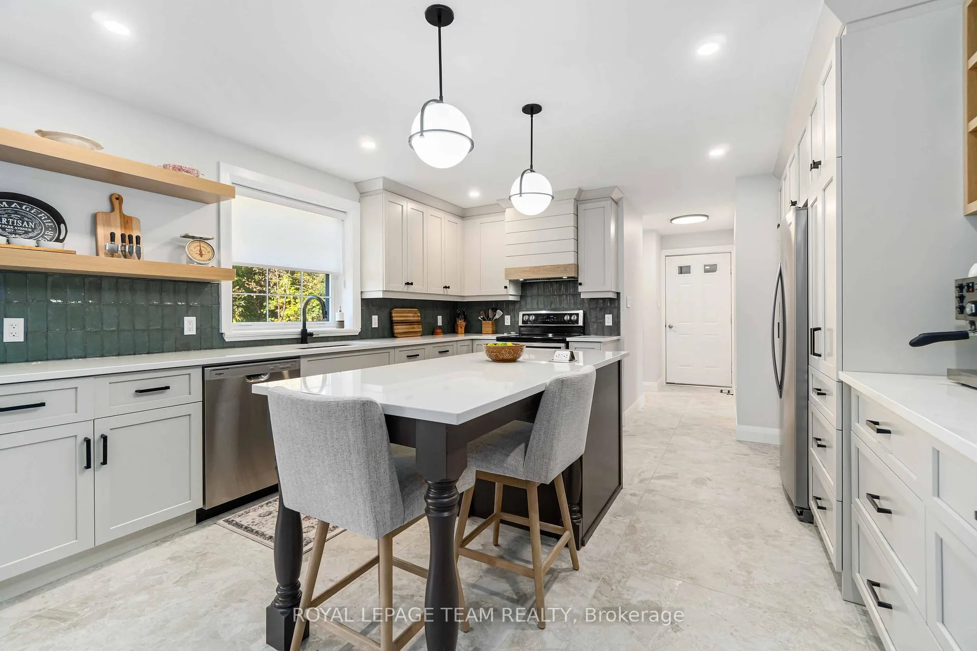 Photo 18 of 910 Bolton Road, North Grenville, North Grenville Twp (Kemptville South) — HOMEH