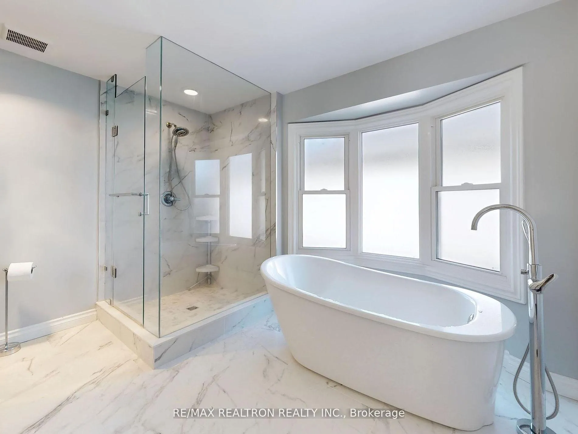 Photo 30 of Unit Main, 187 Crossland Gate, Newmarket, Glenway Estates — HOMEH