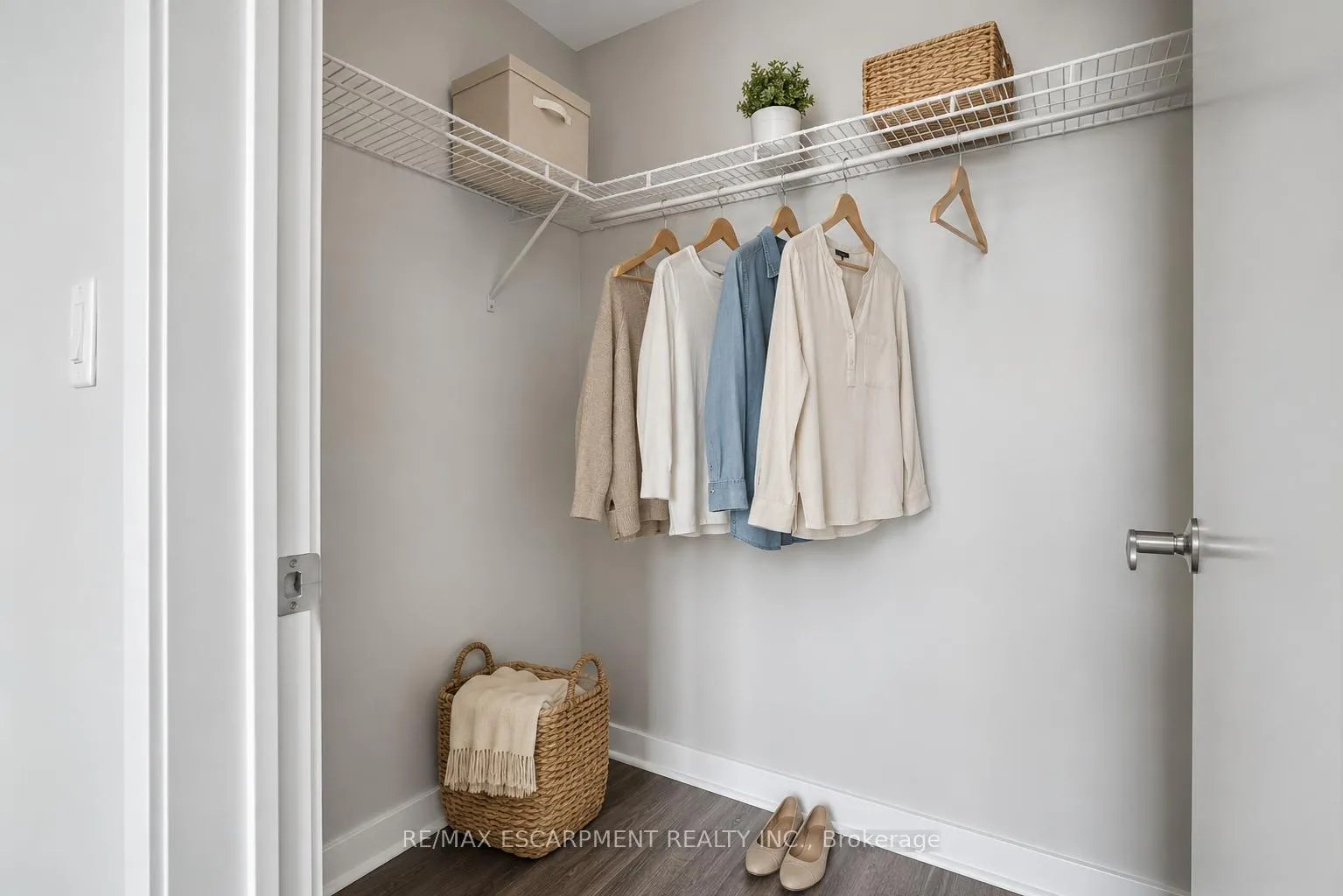 Photo 6 of Unit 509, 2490 Old Bronte Road, Oakville, Westmount — HOMEH