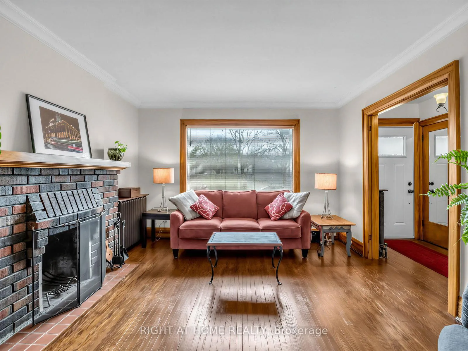 Photo 2 of 26 Maryland Boulevard, Toronto, Crescent Town — HOMEH