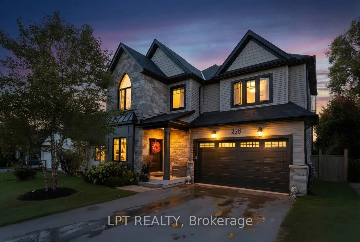 Photo 1 of 258 Andrew Street, Newmarket, Central Newmarket — HOMEH