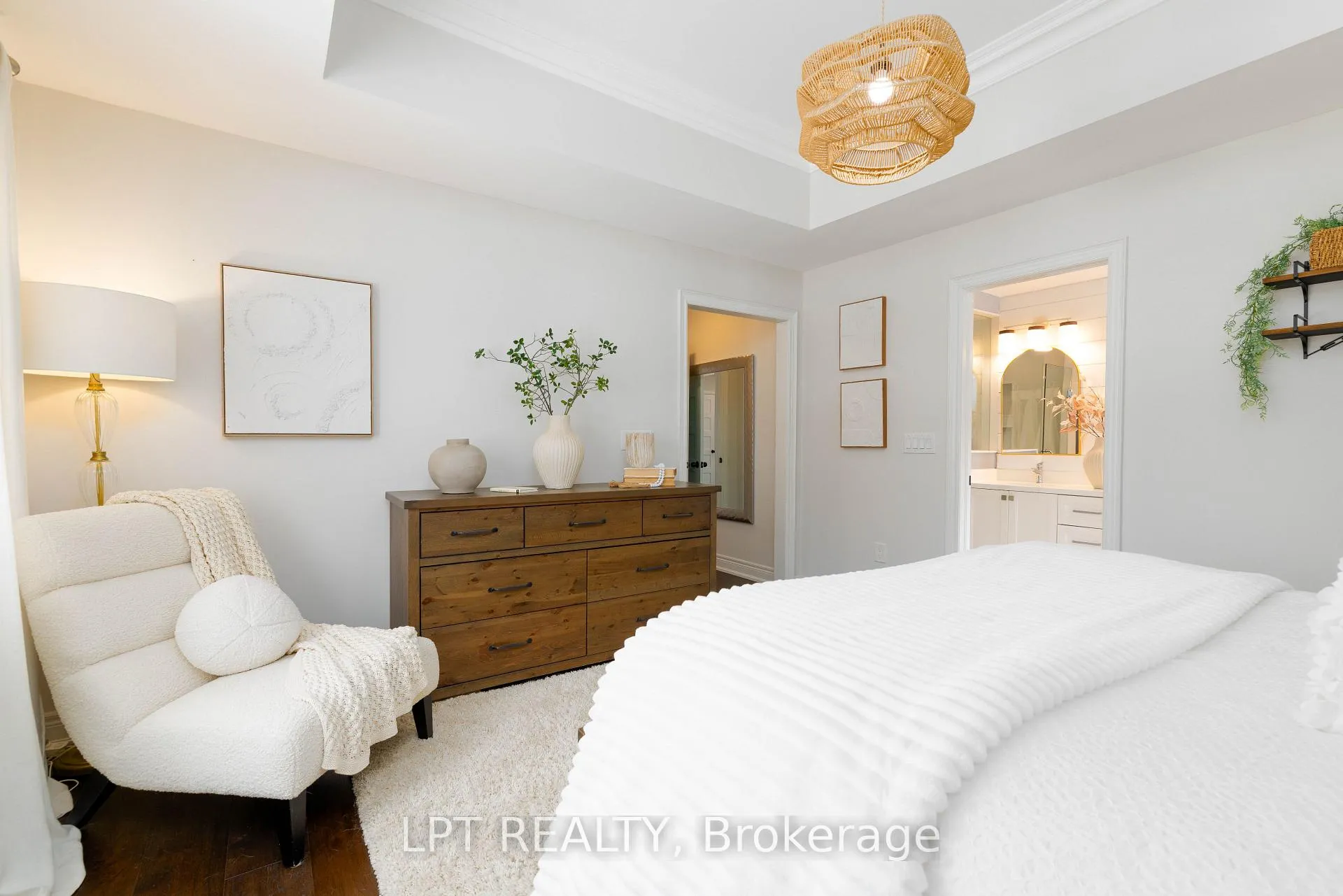 Photo 22 of 258 Andrew Street, Newmarket, Central Newmarket — HOMEH