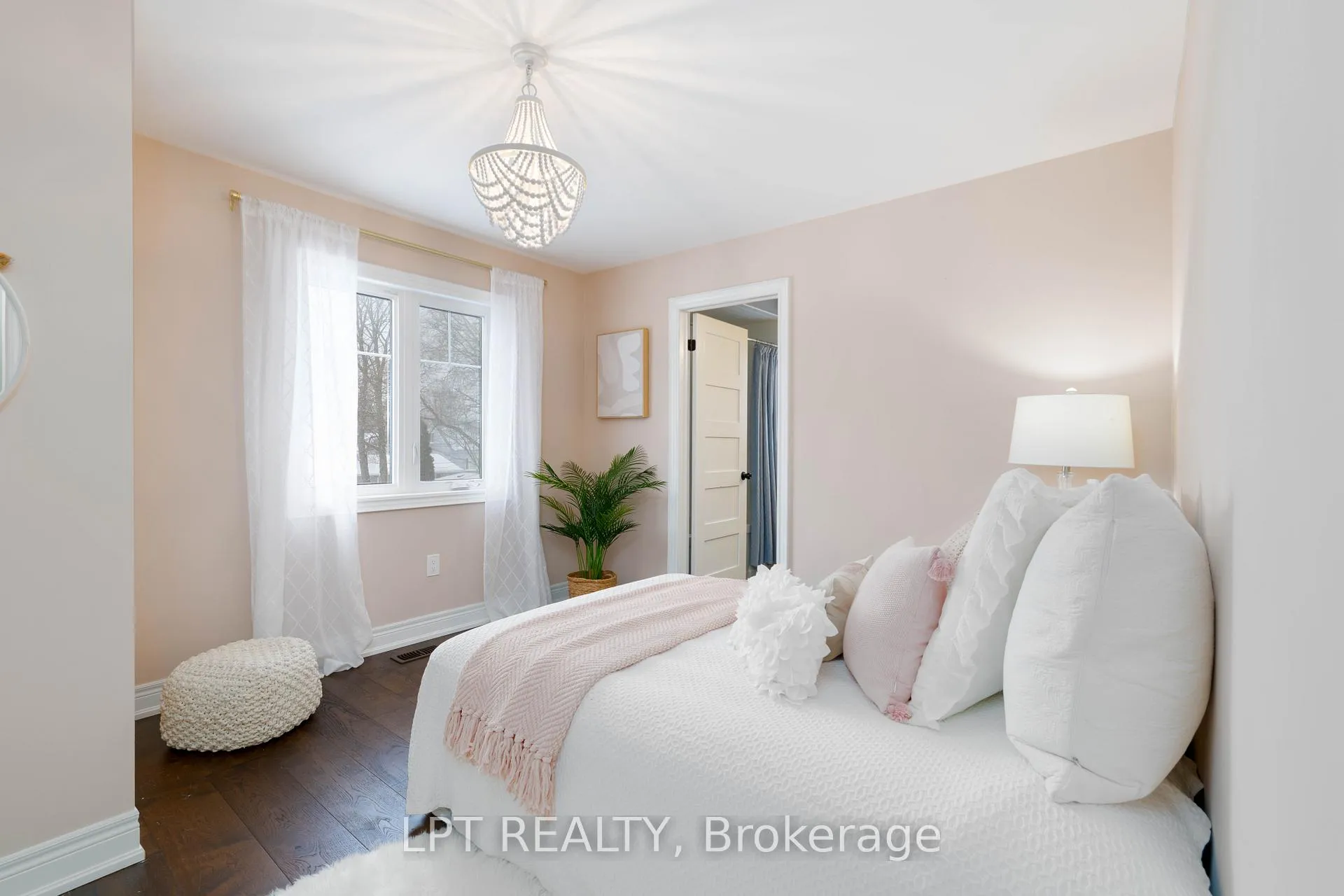 Photo 31 of 258 Andrew Street, Newmarket, Central Newmarket — HOMEH