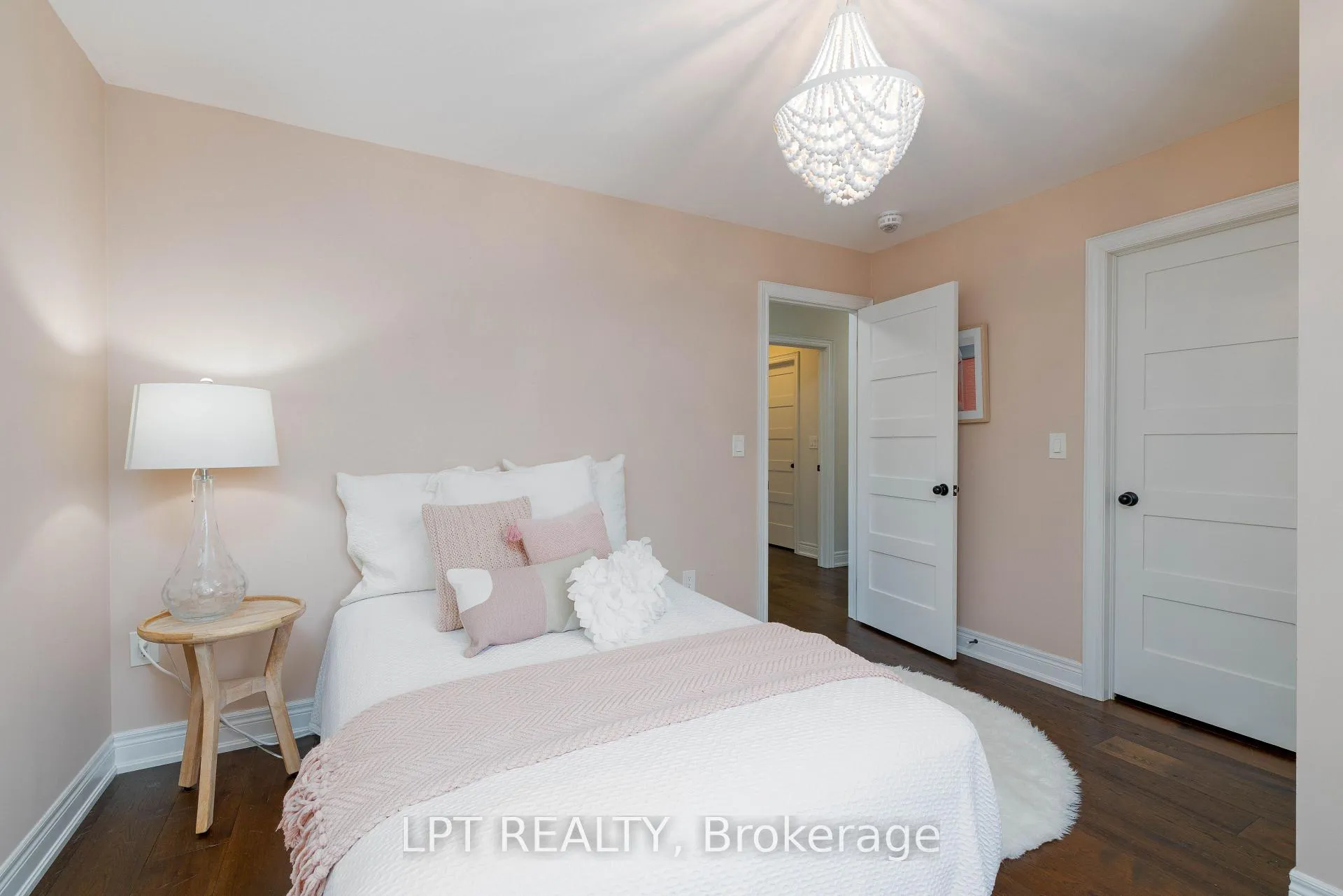 Photo 32 of 258 Andrew Street, Newmarket, Central Newmarket — HOMEH