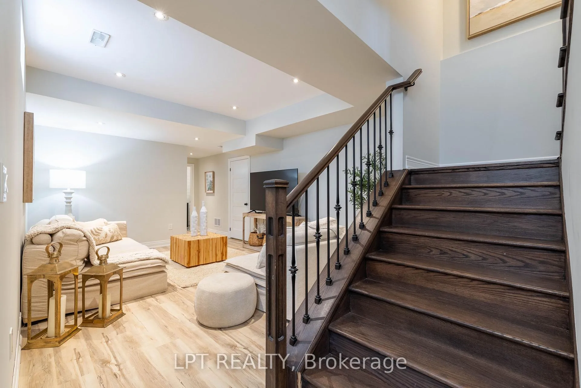 Photo 36 of 258 Andrew Street, Newmarket, Central Newmarket — HOMEH