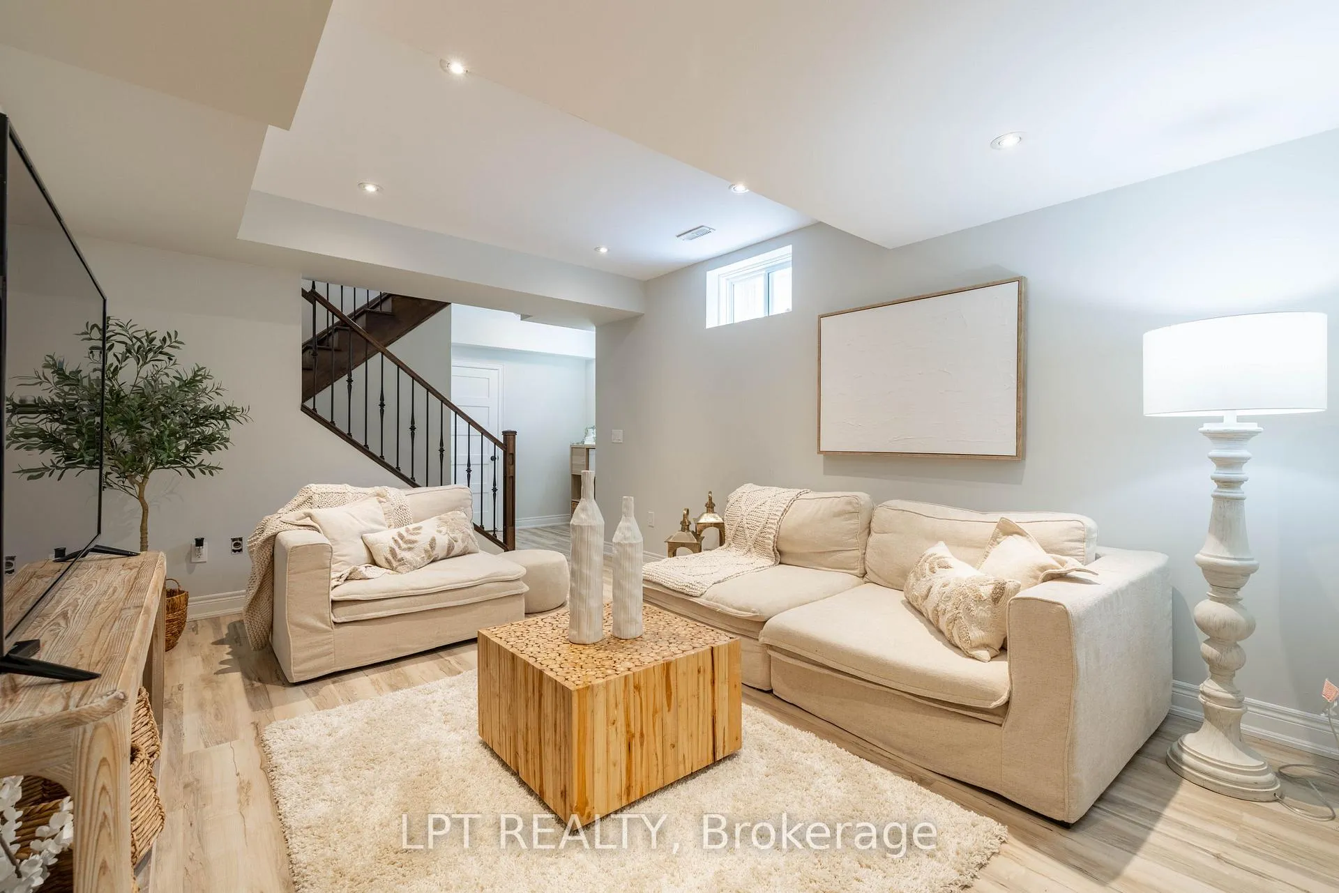Photo 39 of 258 Andrew Street, Newmarket, Central Newmarket — HOMEH