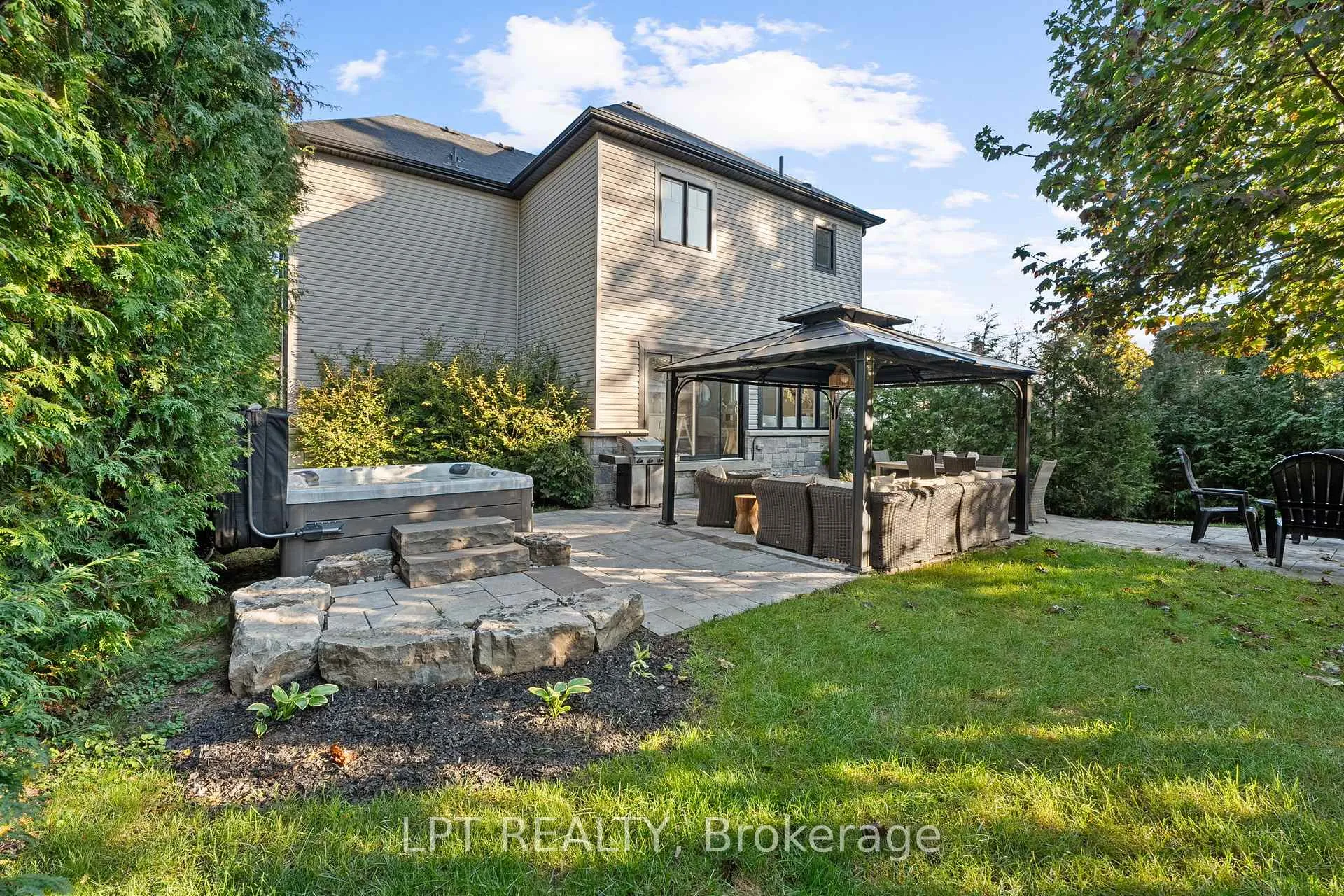 Photo 43 of 258 Andrew Street, Newmarket, Central Newmarket — HOMEH