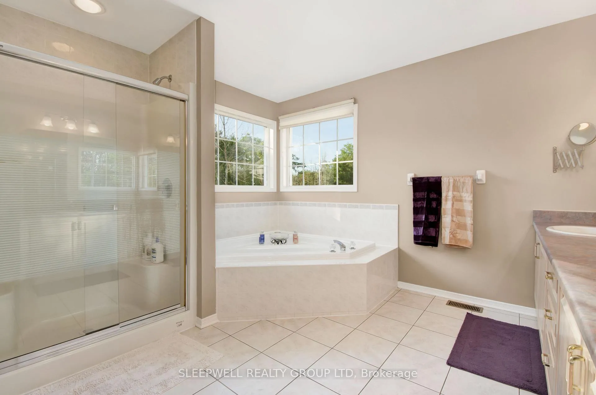 Photo 17 of 53 Mattawa Crescent, Ottawa, Kanata - Bridlewood — HOMEH