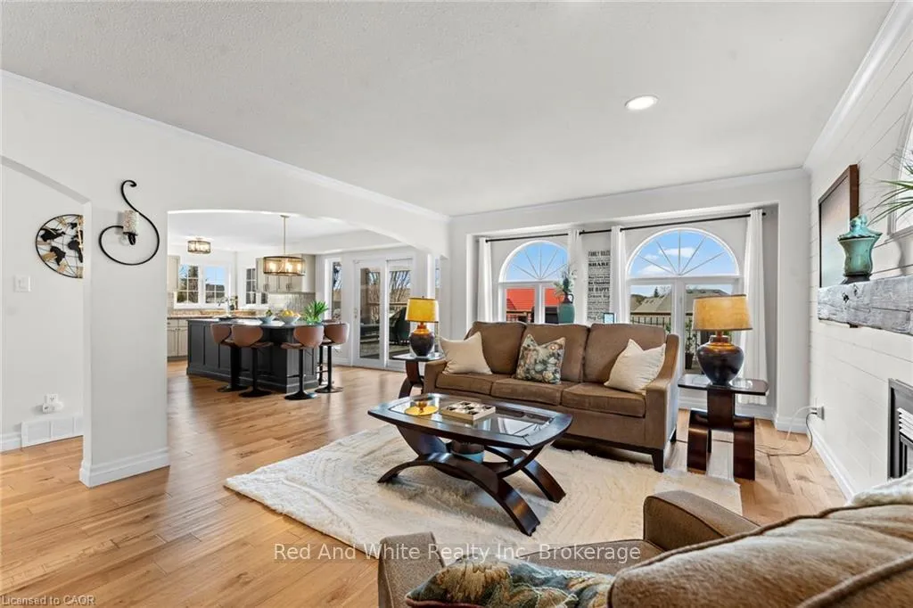 Photo 17 of 26 Shadyridge Place, Kitchener, Highland West — HOMEH