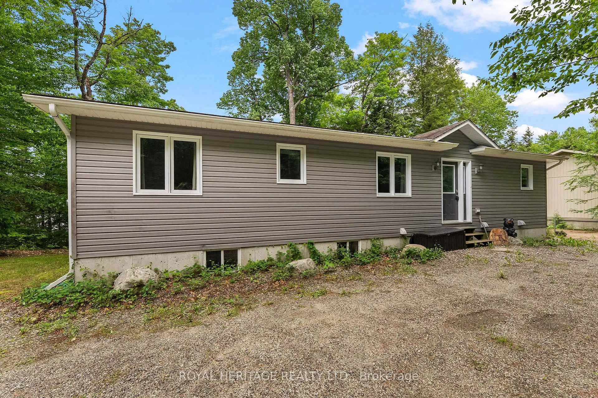 Photo 3 of 1160 Minnow Drive, Dysart et al, Havelock — HOMEH