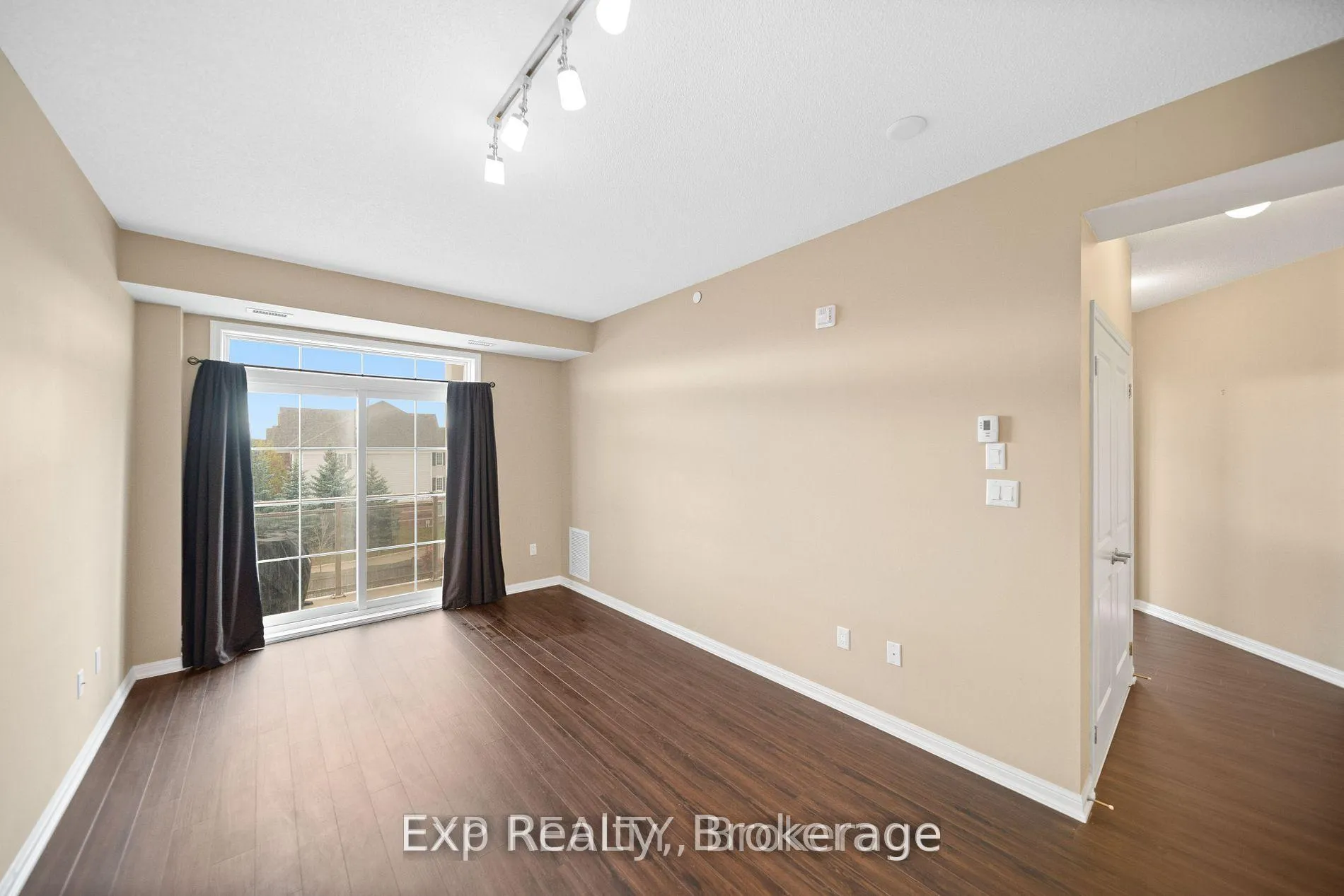 Photo 15 of Unit 315, 84 Aspen Springs Drive, Clarington, Bowmanville — HOMEH