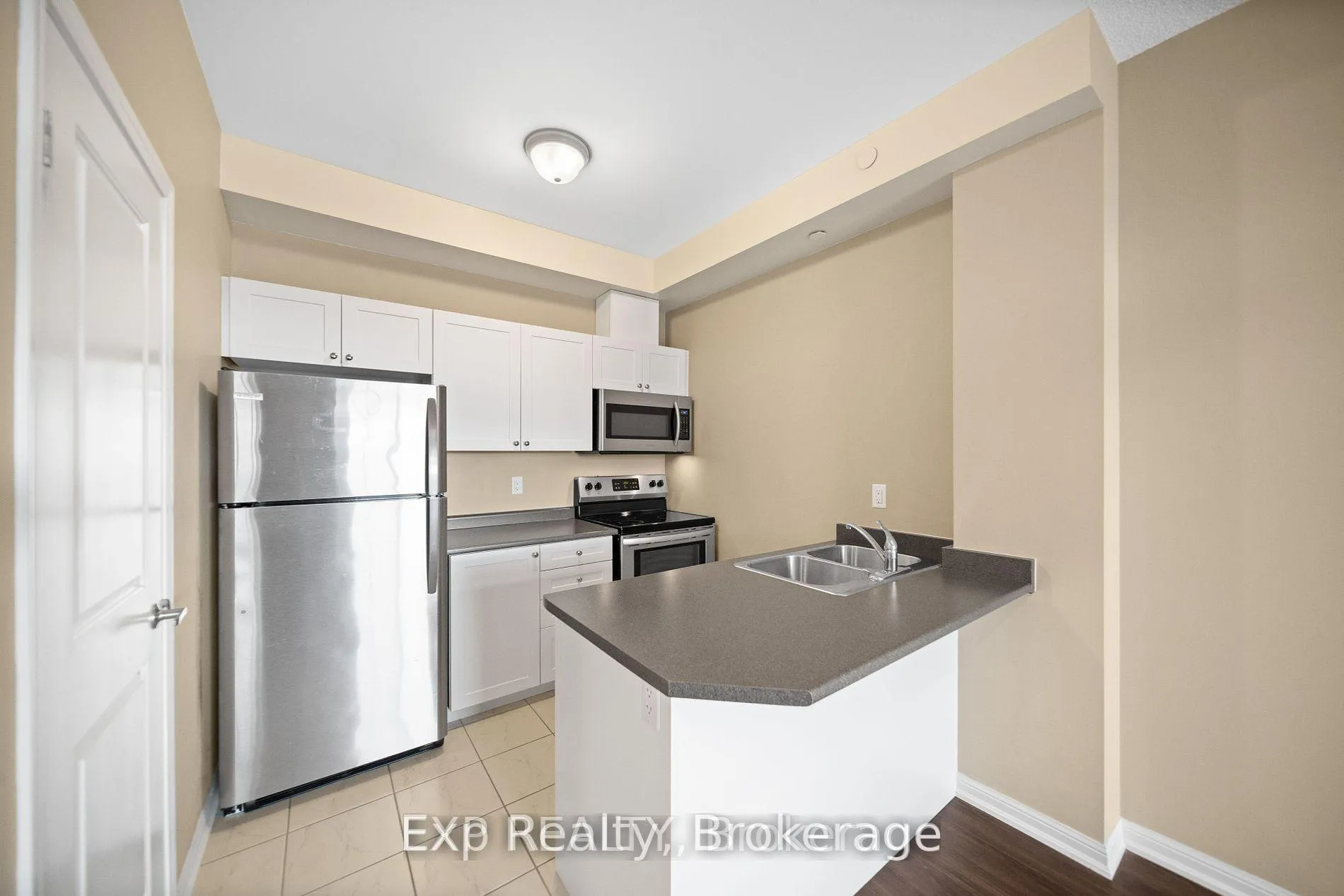 Photo 21 of Unit 315, 84 Aspen Springs Drive, Clarington, Bowmanville — HOMEH