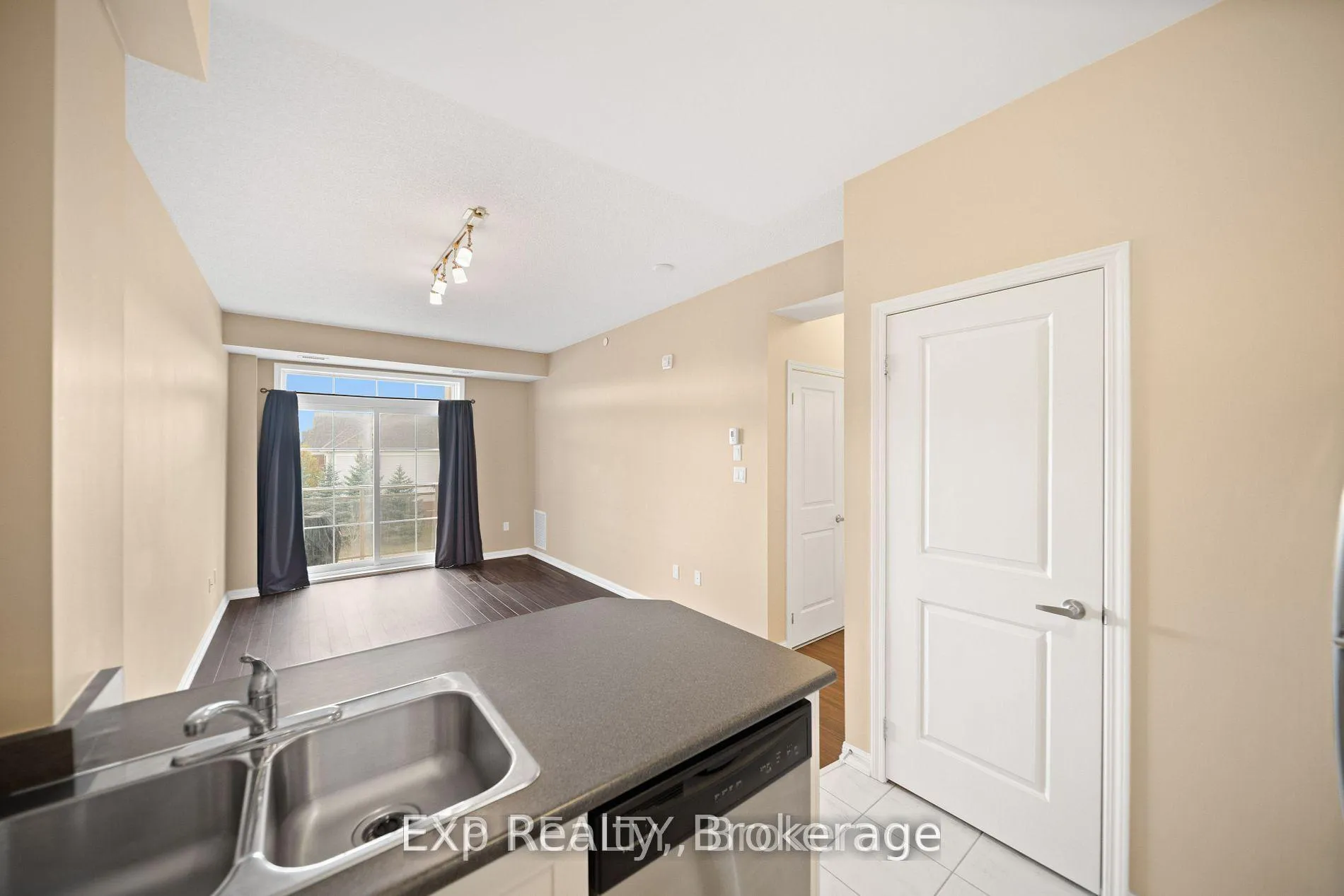 Photo 23 of Unit 315, 84 Aspen Springs Drive, Clarington, Bowmanville — HOMEH