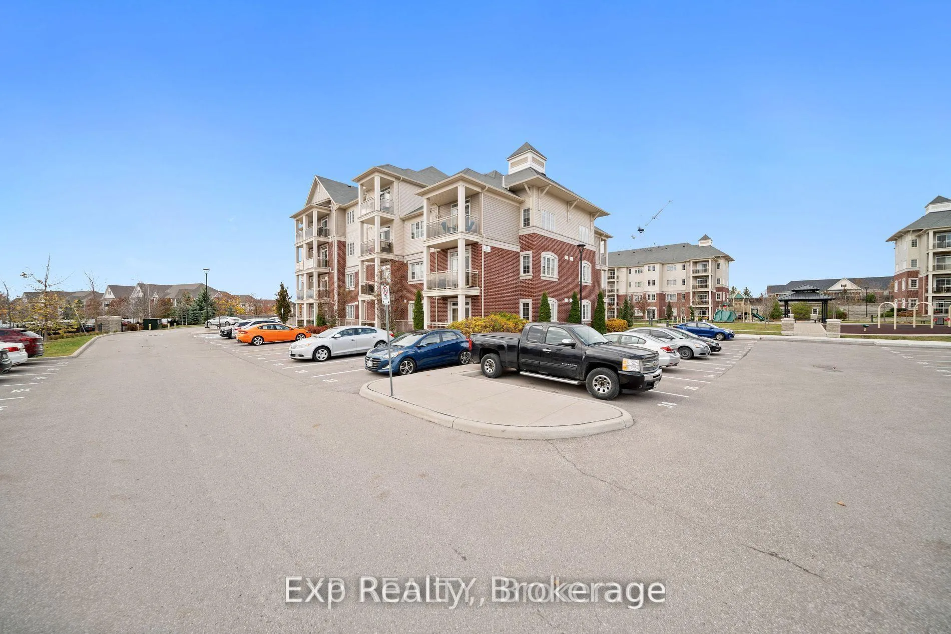 Photo 33 of Unit 315, 84 Aspen Springs Drive, Clarington, Bowmanville — HOMEH