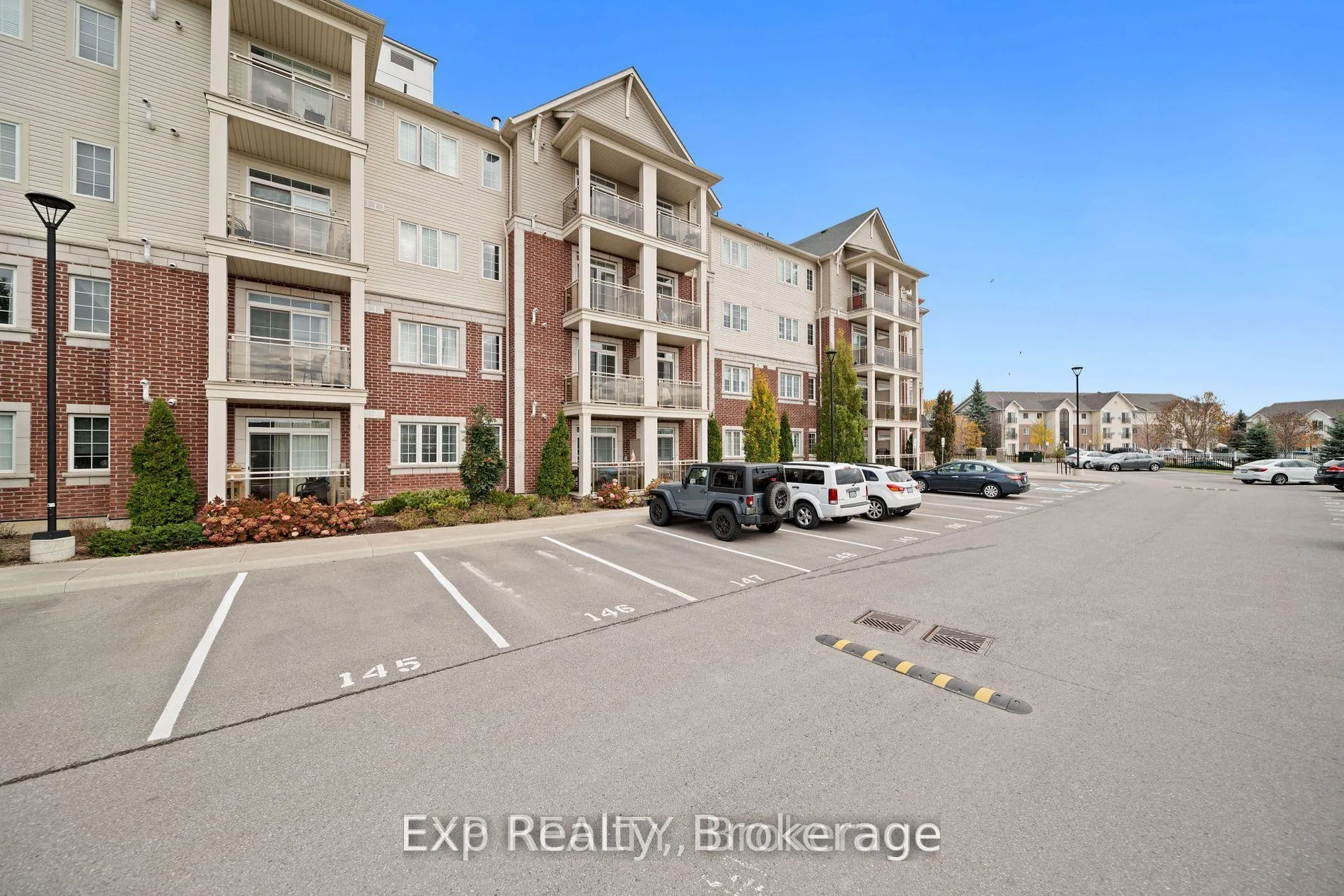 Photo 34 of Unit 315, 84 Aspen Springs Drive, Clarington, Bowmanville — HOMEH