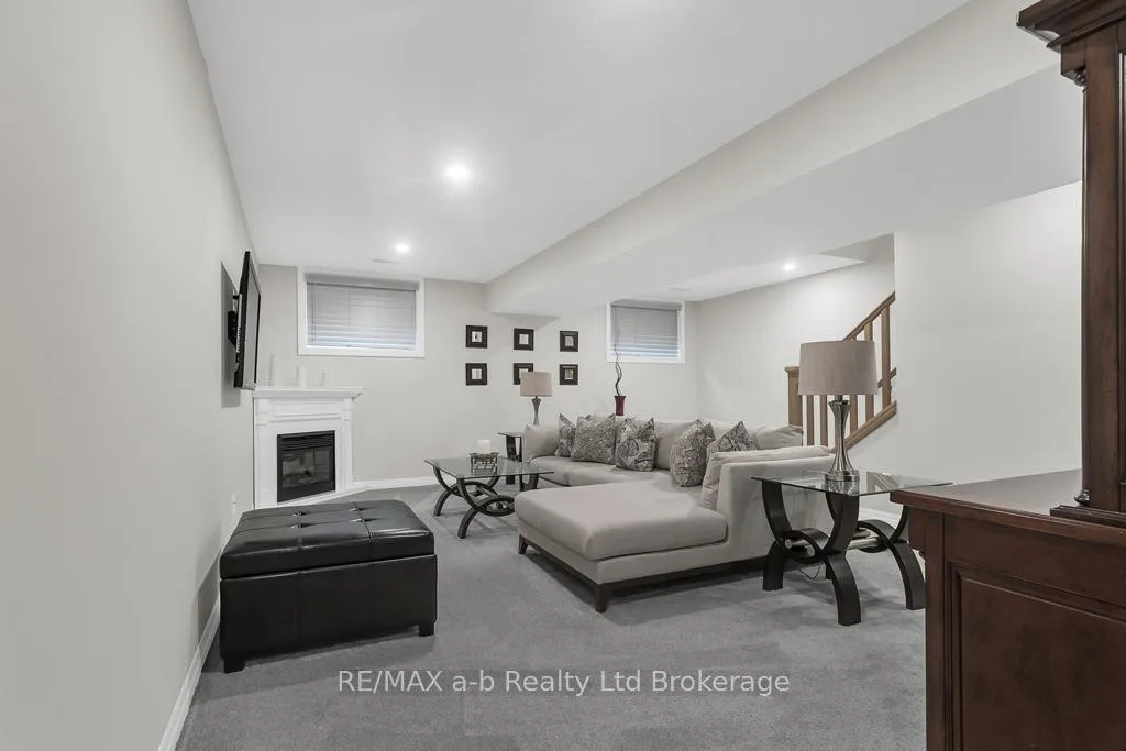 Photo 28 of 41 Lowrie Crescent, Tillsonburg — HOMEH