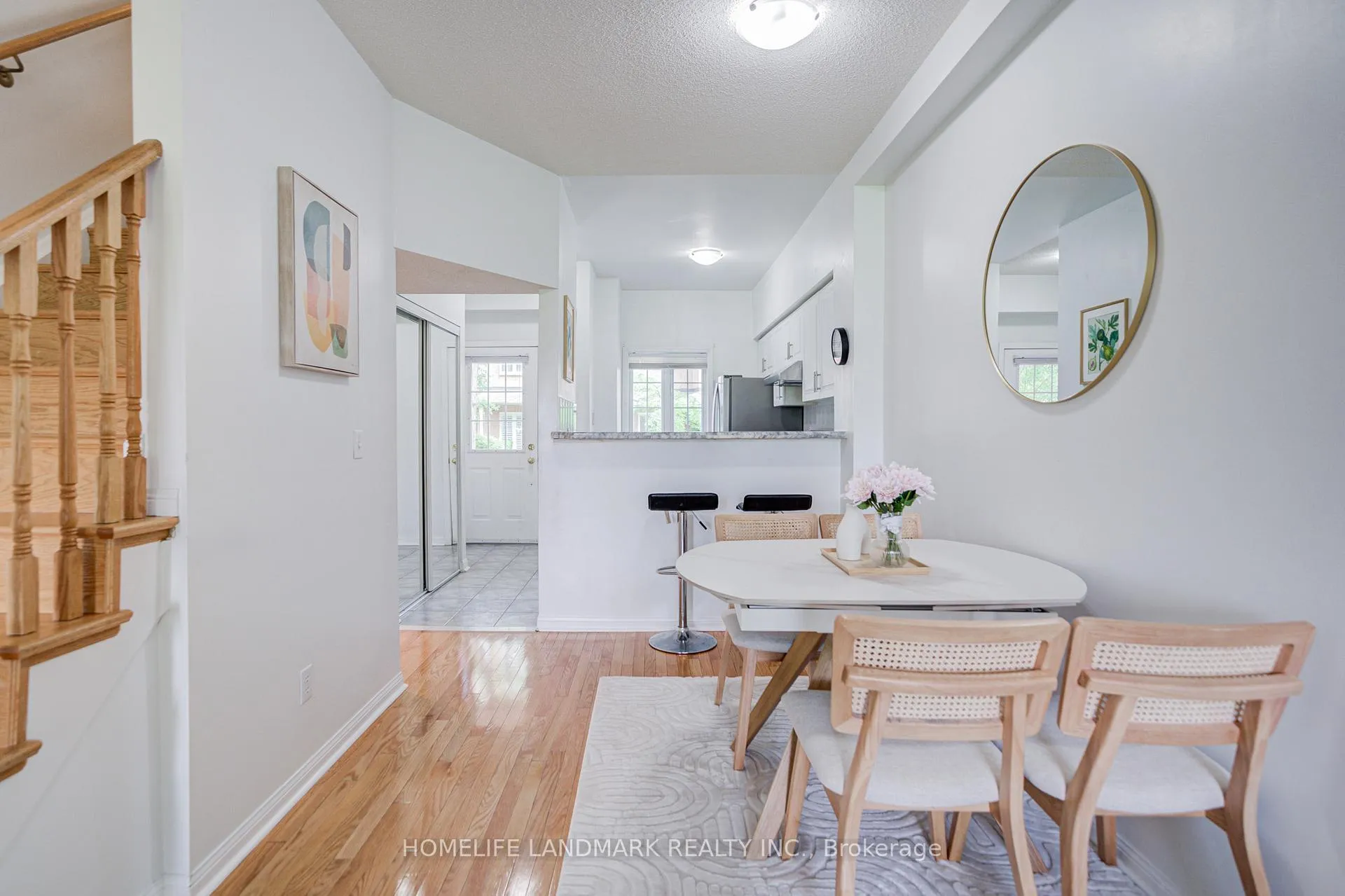 Photo 11 of Unit 6, 10 St Moritz Way, Markham, Unionville — HOMEH
