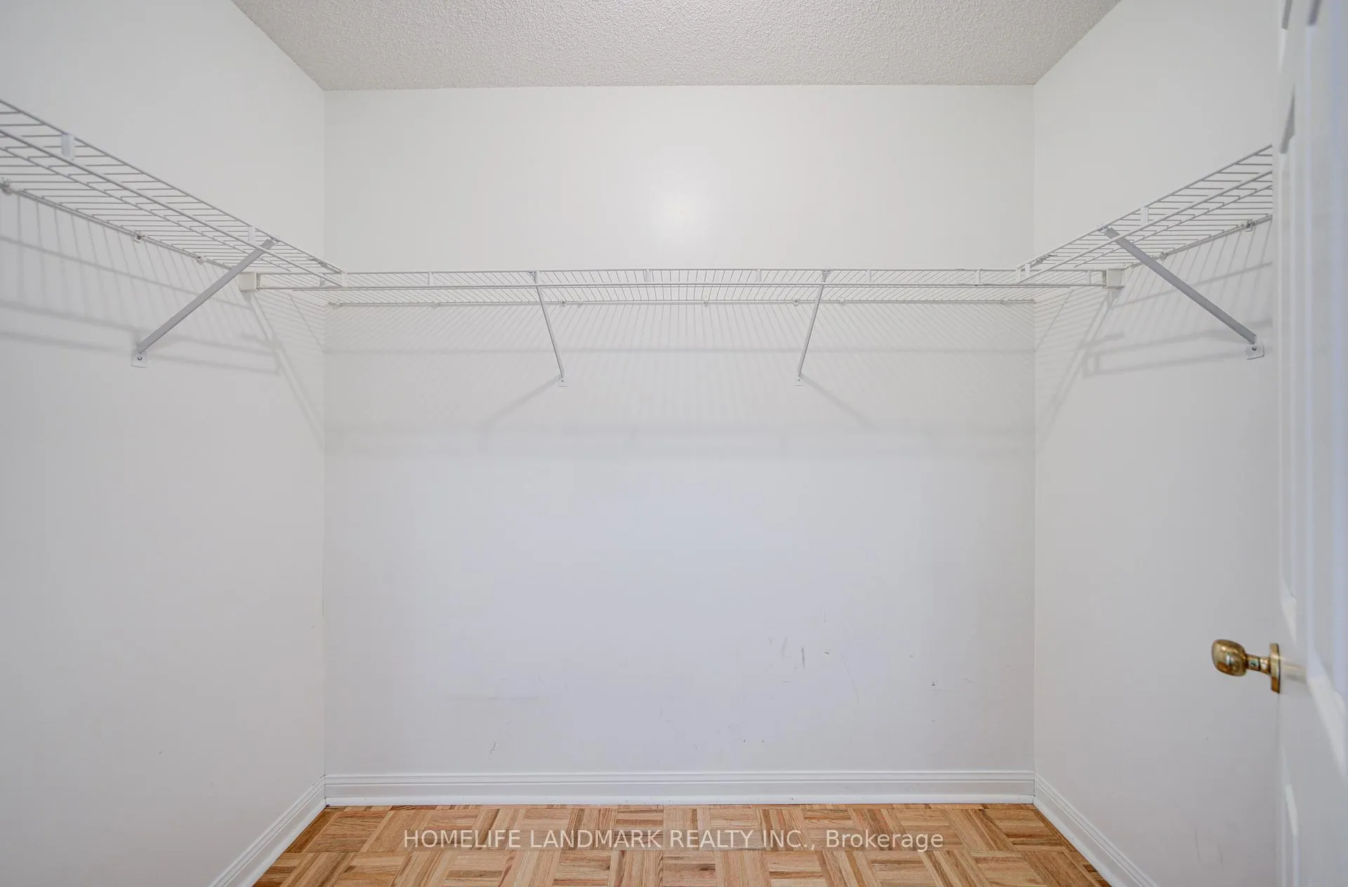 Photo 25 of Unit 6, 10 St Moritz Way, Markham, Unionville — HOMEH
