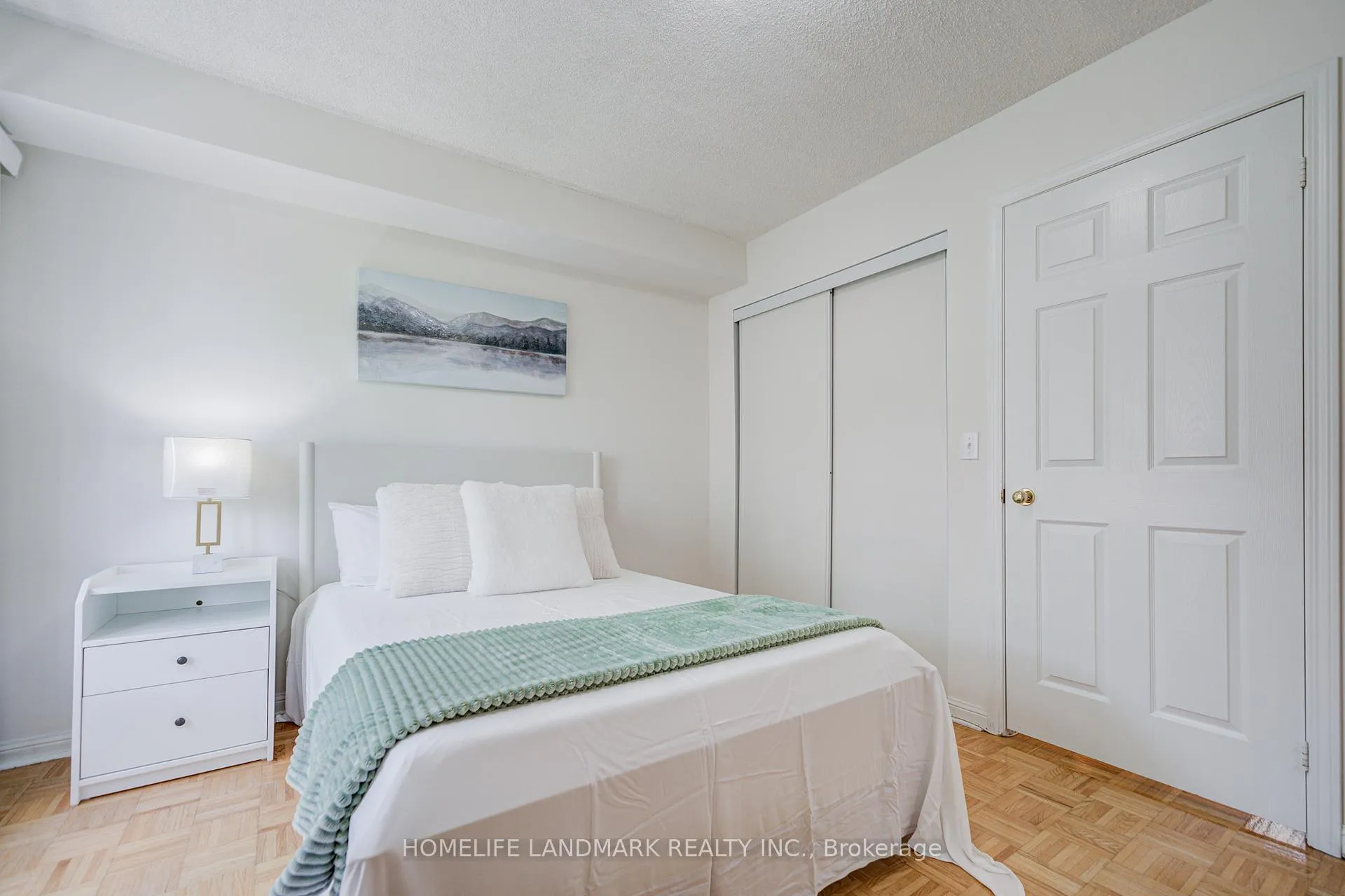 Photo 35 of Unit 6, 10 St Moritz Way, Markham, Unionville — HOMEH