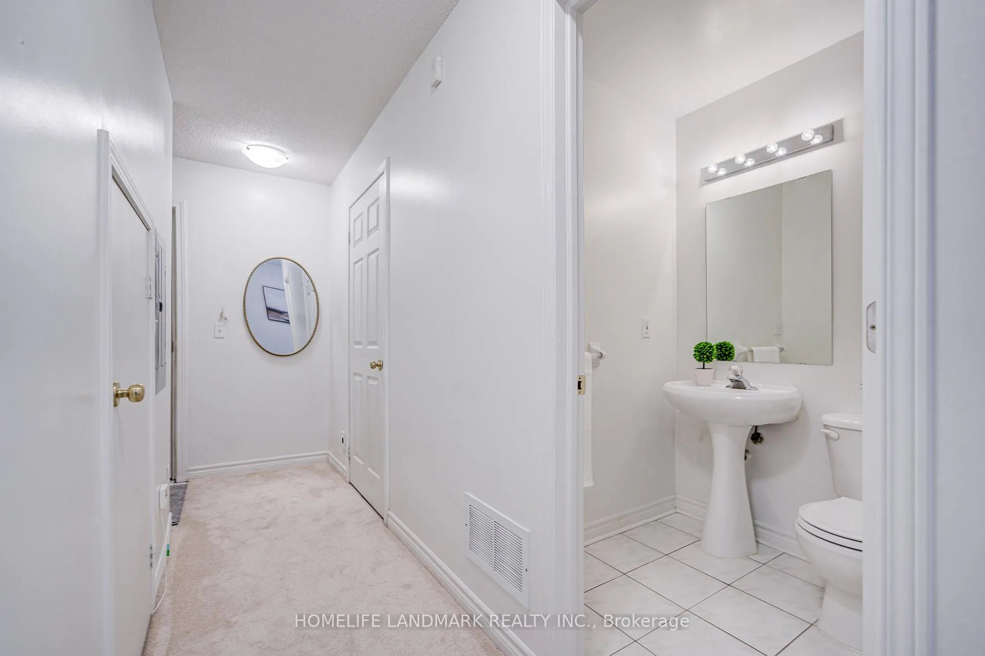 Photo 41 of Unit 6, 10 St Moritz Way, Markham, Unionville — HOMEH