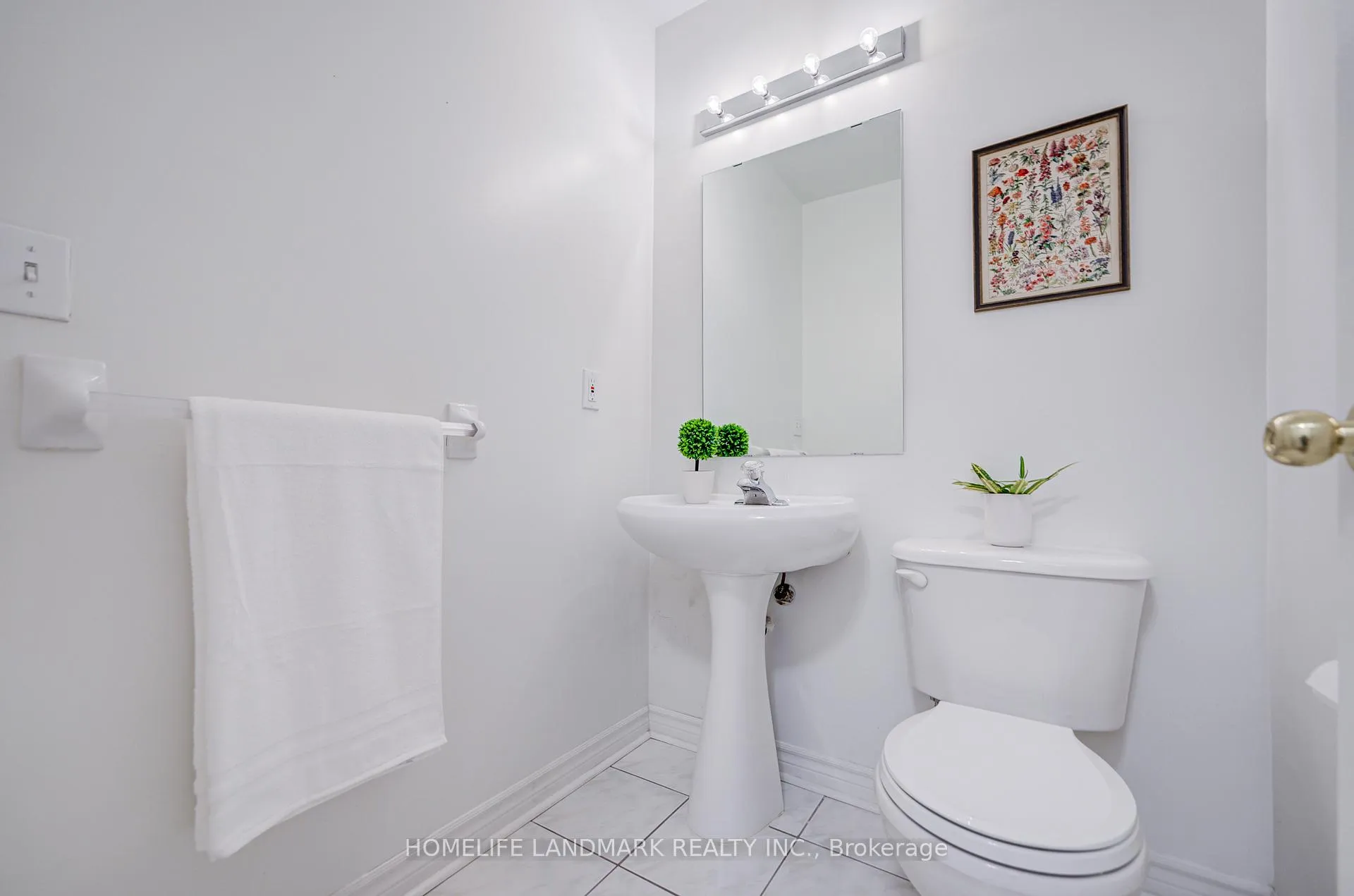 Photo 46 of Unit 6, 10 St Moritz Way, Markham, Unionville — HOMEH