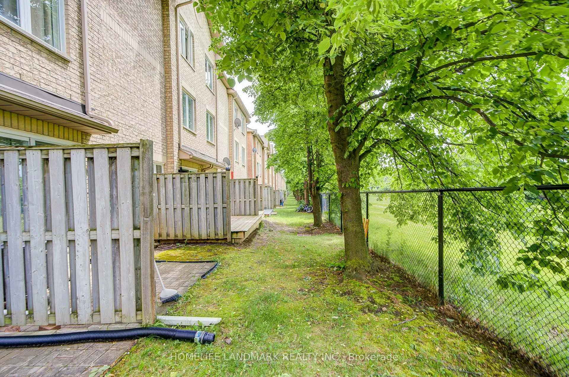 Photo 49 of Unit 6, 10 St Moritz Way, Markham, Unionville — HOMEH