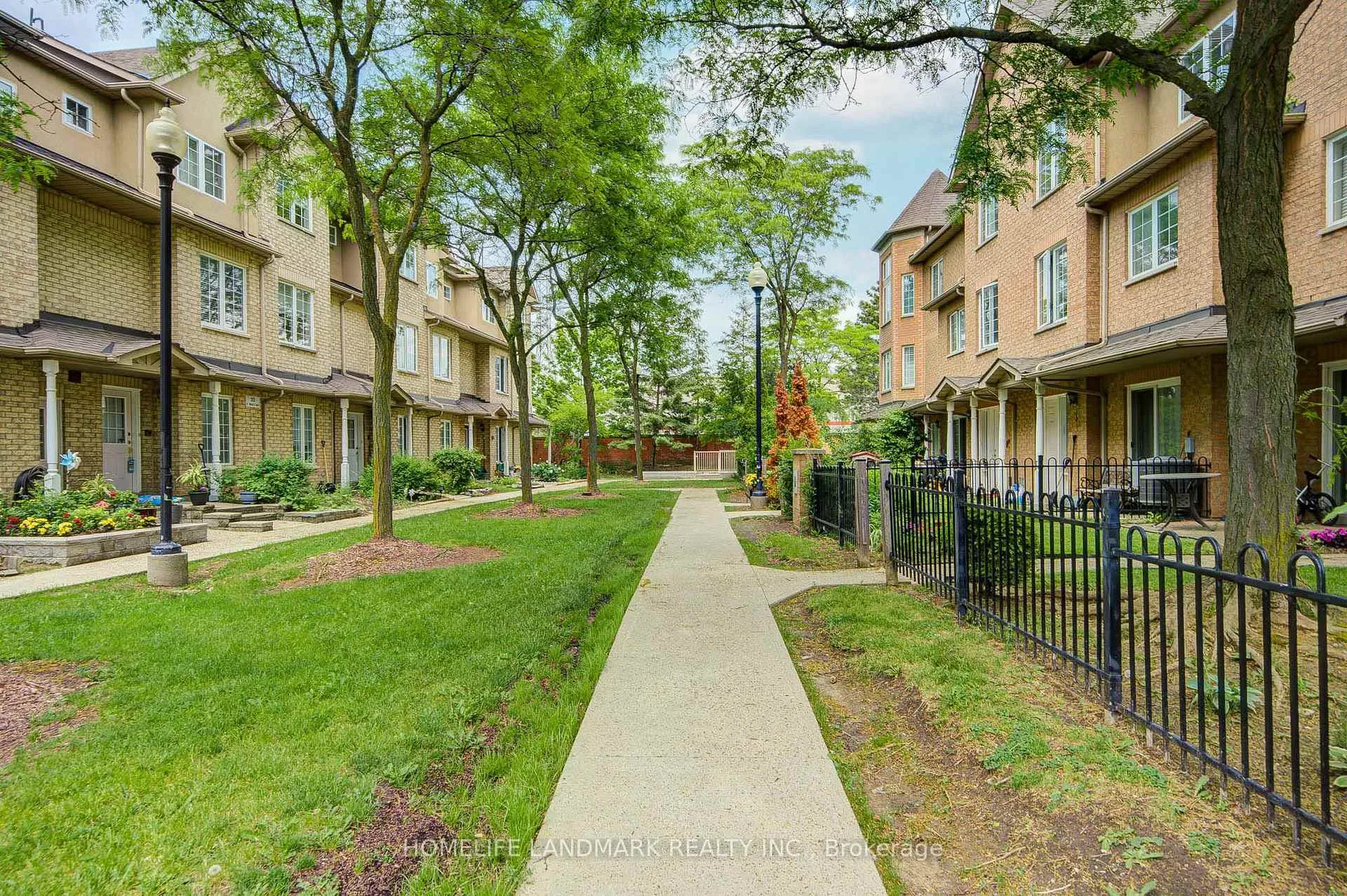 Photo 50 of Unit 6, 10 St Moritz Way, Markham, Unionville — HOMEH
