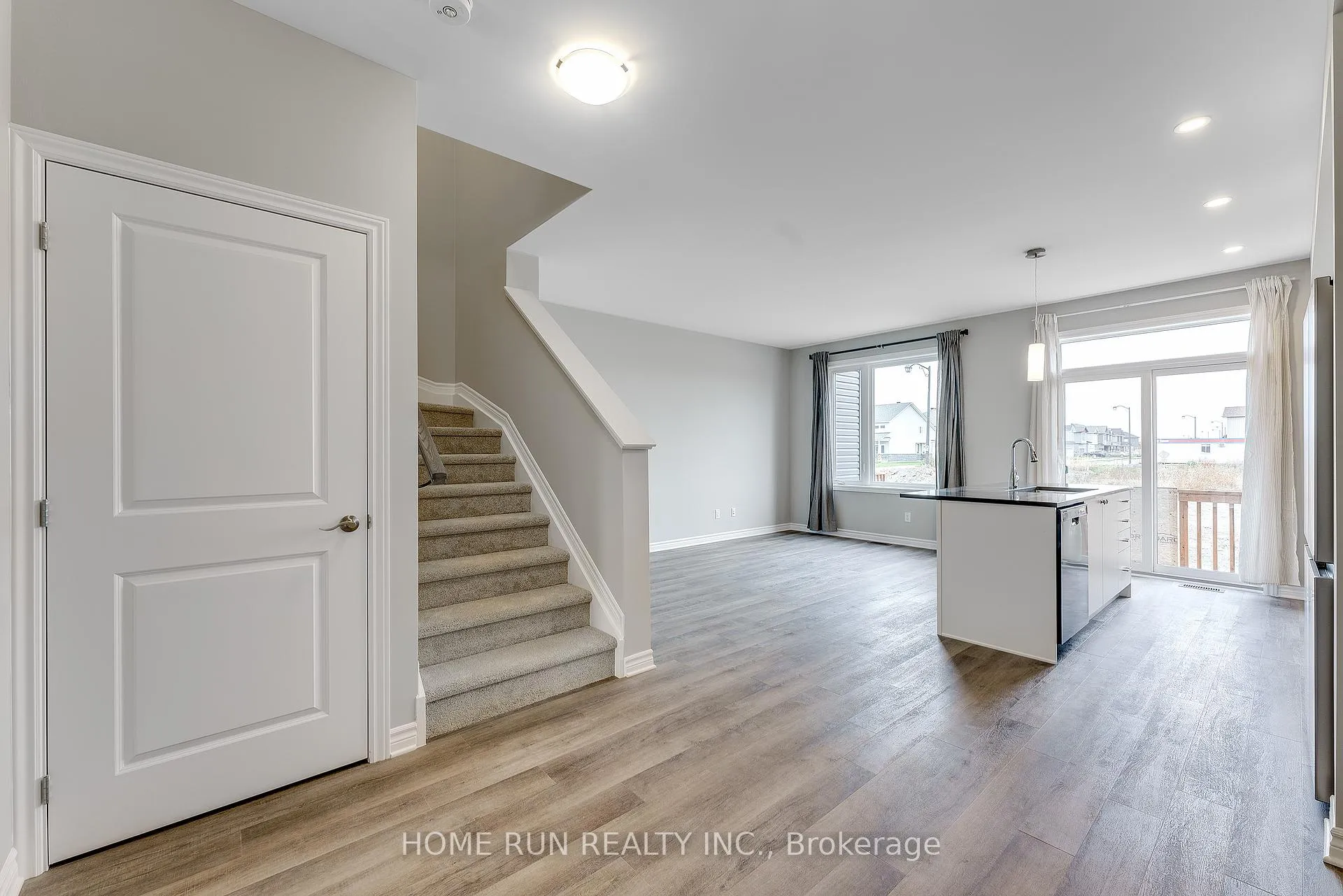 Photo 5 of 503 Montjay Street, Ottawa, Notting Hill/Summerside — HOMEH