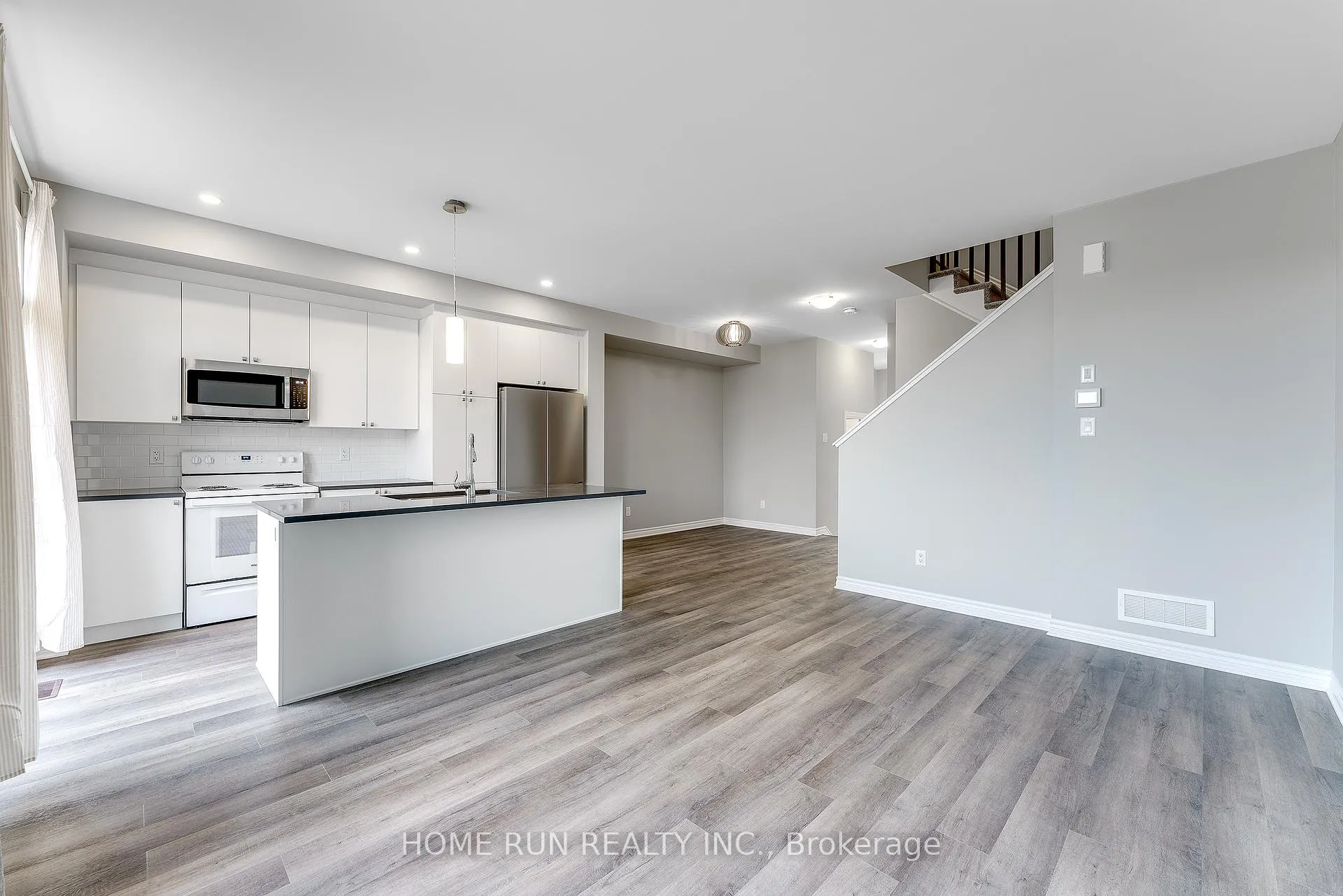 Photo 8 of 503 Montjay Street, Ottawa, Notting Hill/Summerside — HOMEH