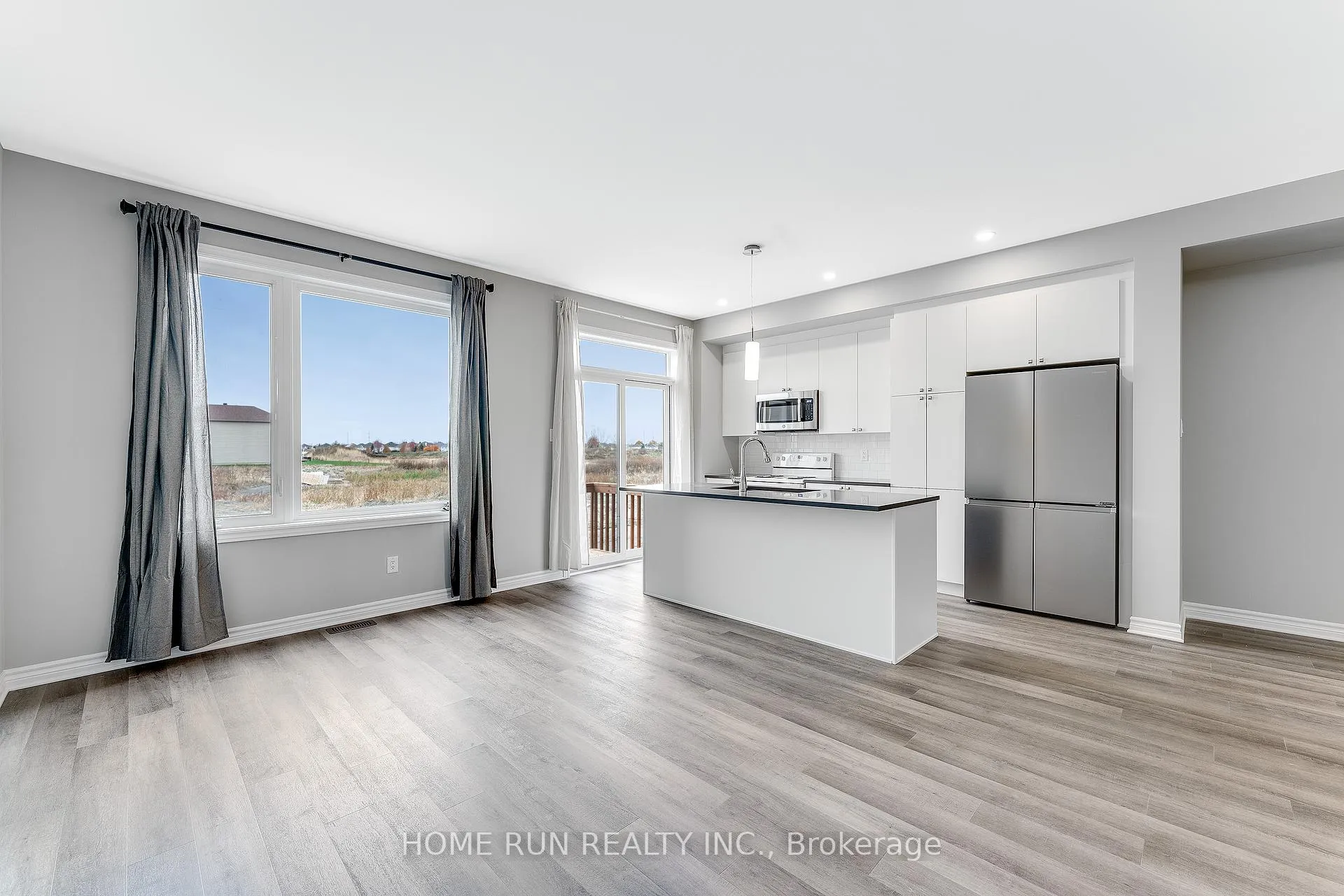 Photo 9 of 503 Montjay Street, Ottawa, Notting Hill/Summerside — HOMEH