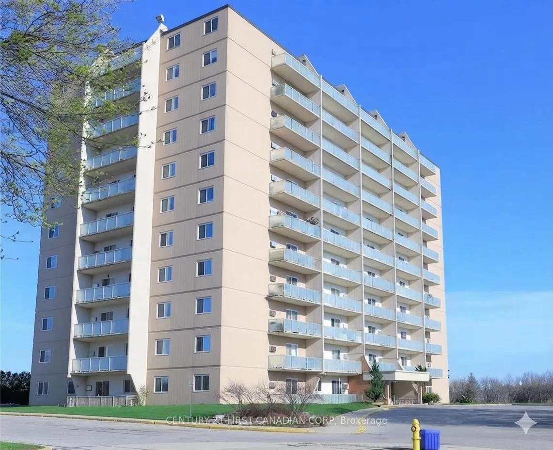 Front of Unit 302, 573 Mornington Avenue