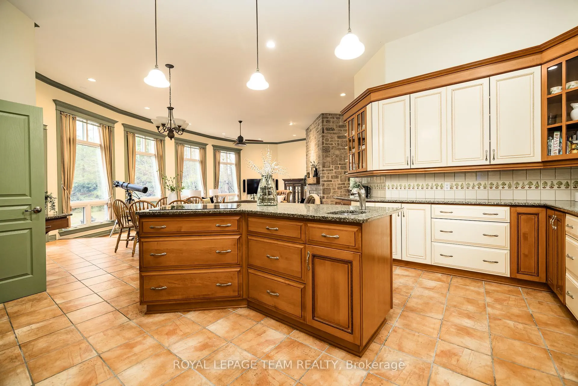 Photo 28 of 6196 Deermeadow Drive, Ottawa, Greely — HOMEH