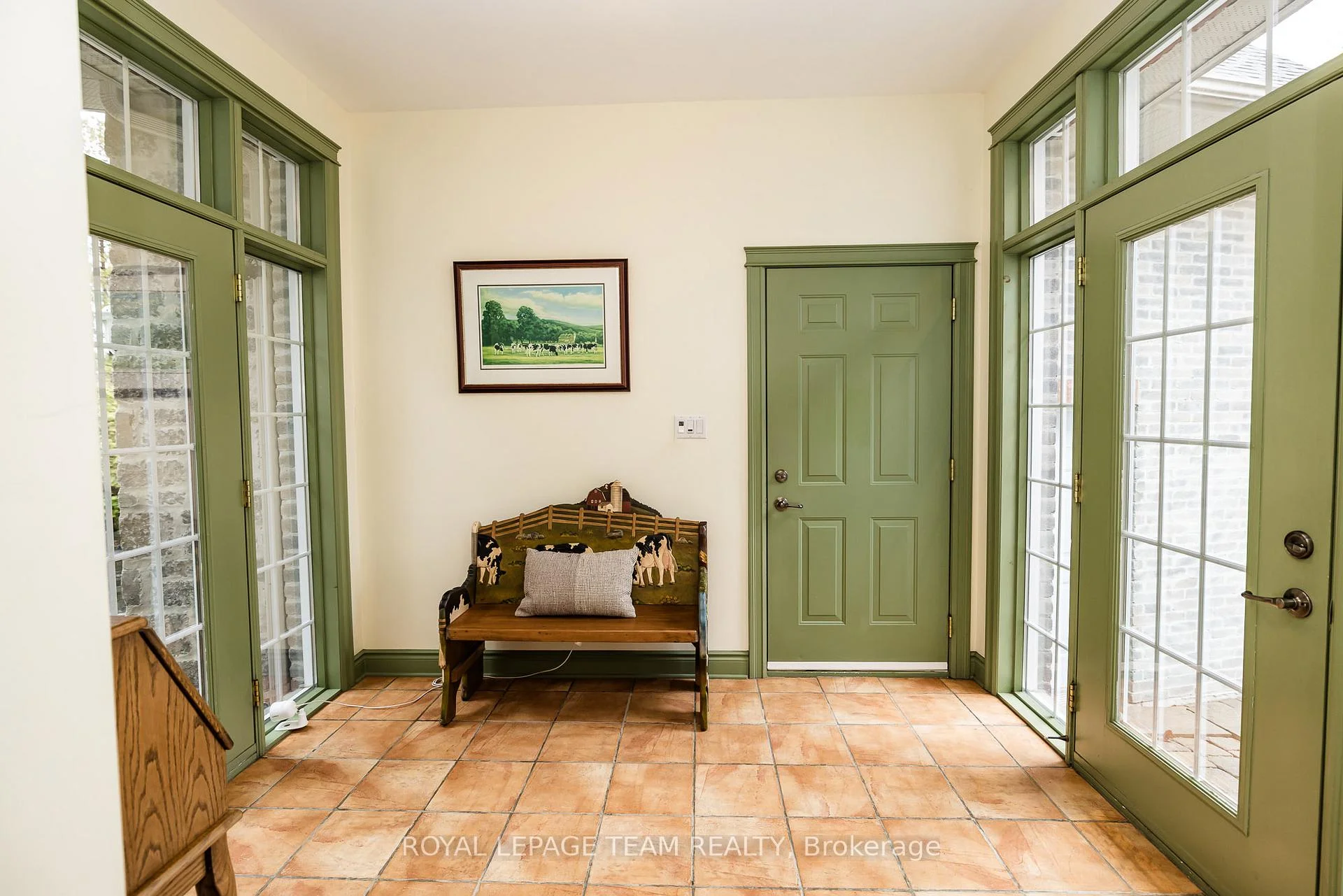 Photo 9 of 6196 Deermeadow Drive, Ottawa, Greely — HOMEH