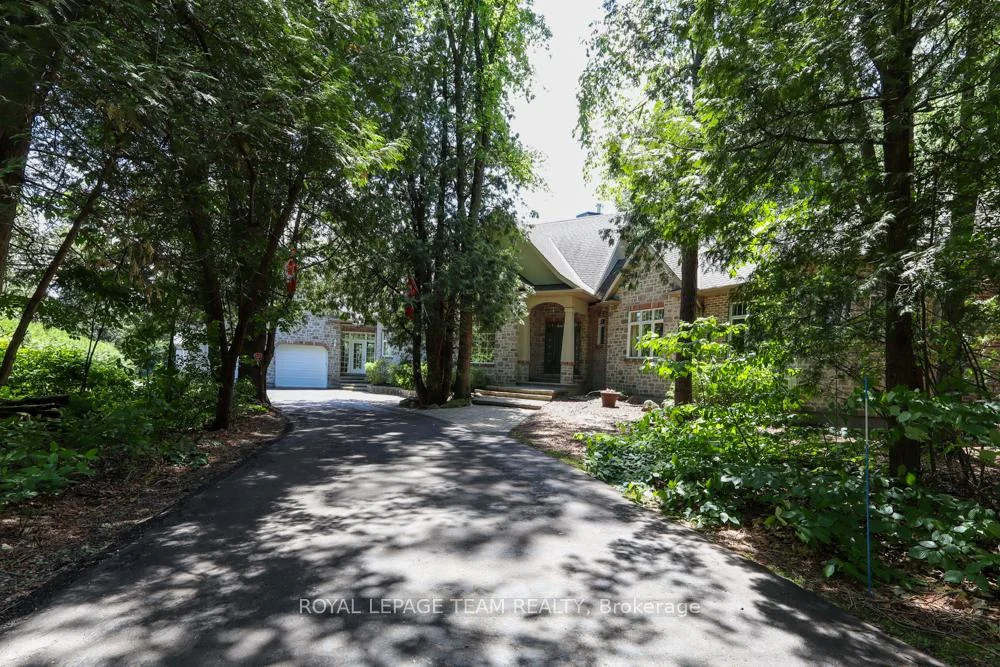 Photo 10 of 6196 Deermeadow Drive, Ottawa, Greely — HOMEH