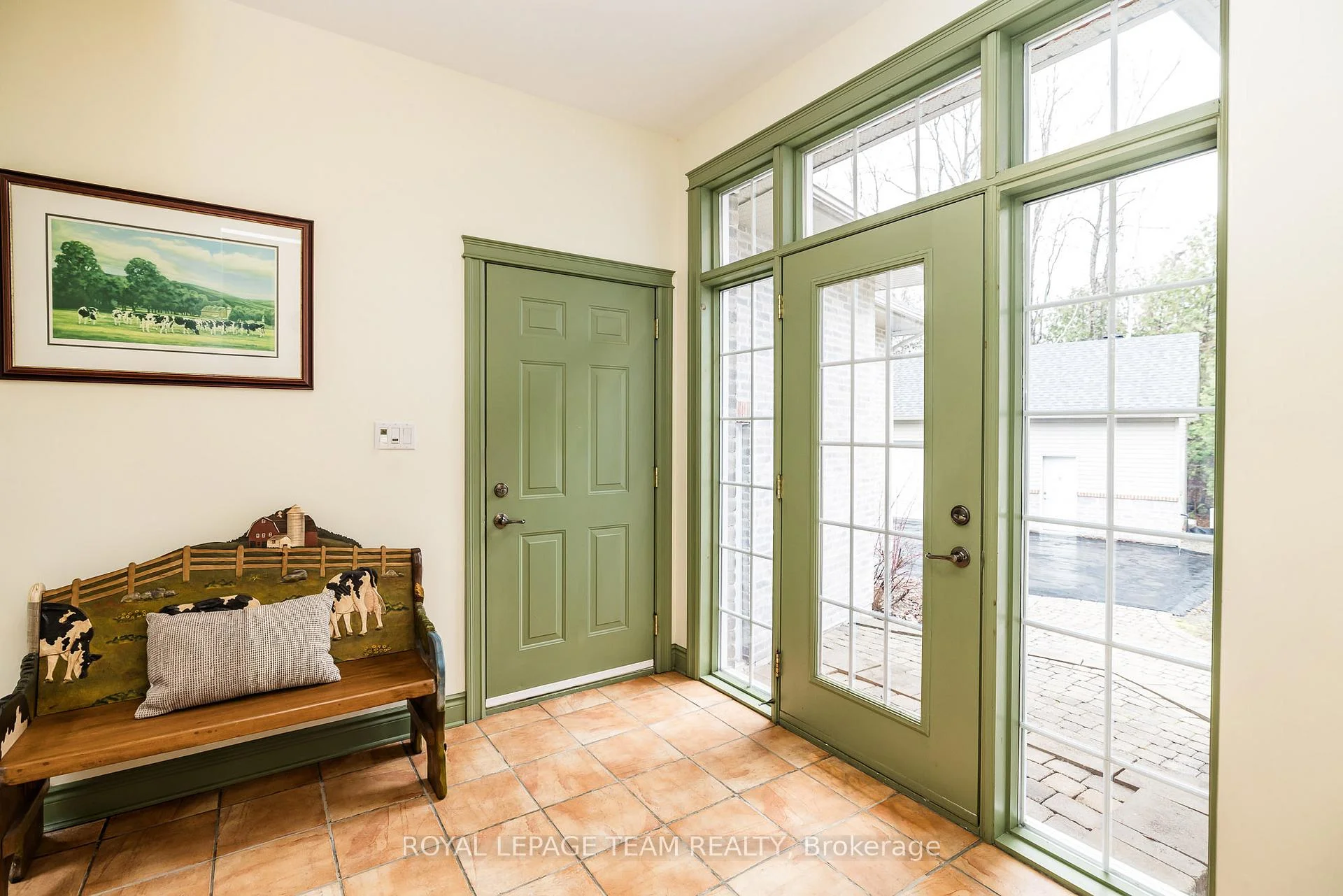Photo 14 of 6196 Deermeadow Drive, Ottawa, Greely — HOMEH