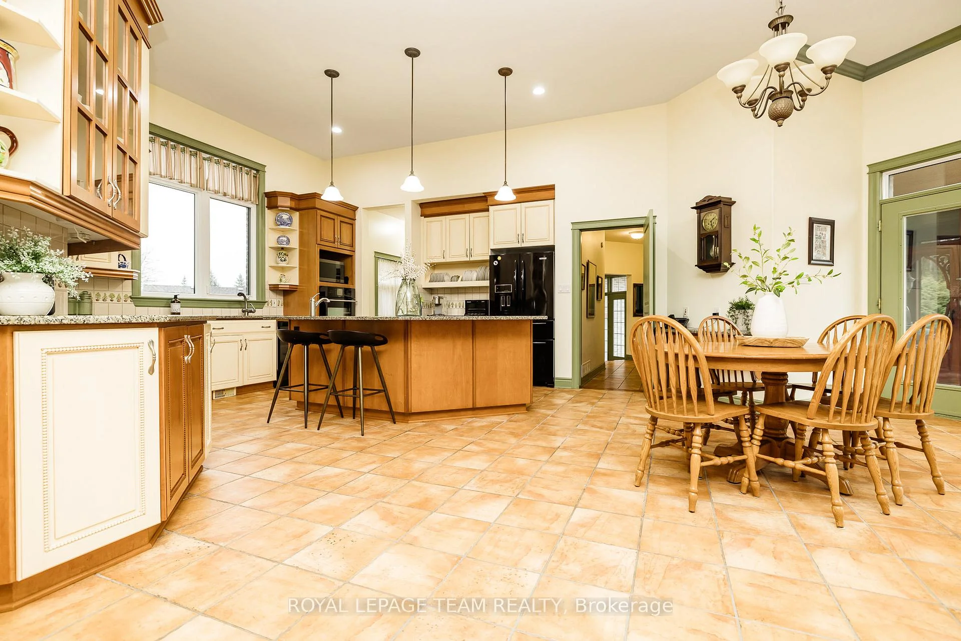 Photo 43 of 6196 Deermeadow Drive, Ottawa, Greely — HOMEH